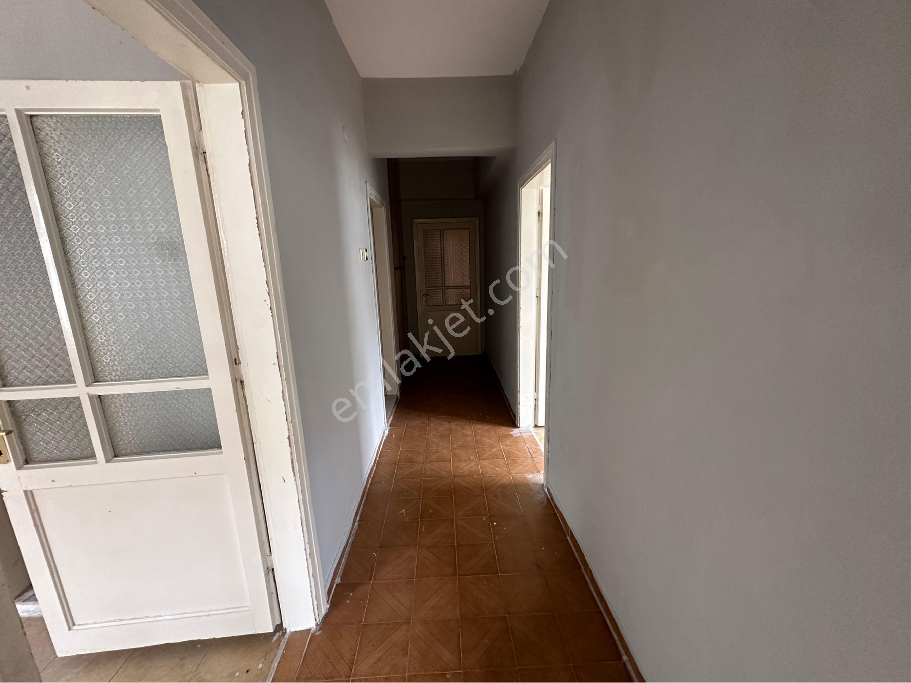 Kernek Mahallesi İpek Caddesinde 4+1 Asansörlü Kiralık Daire - Görsel 12
