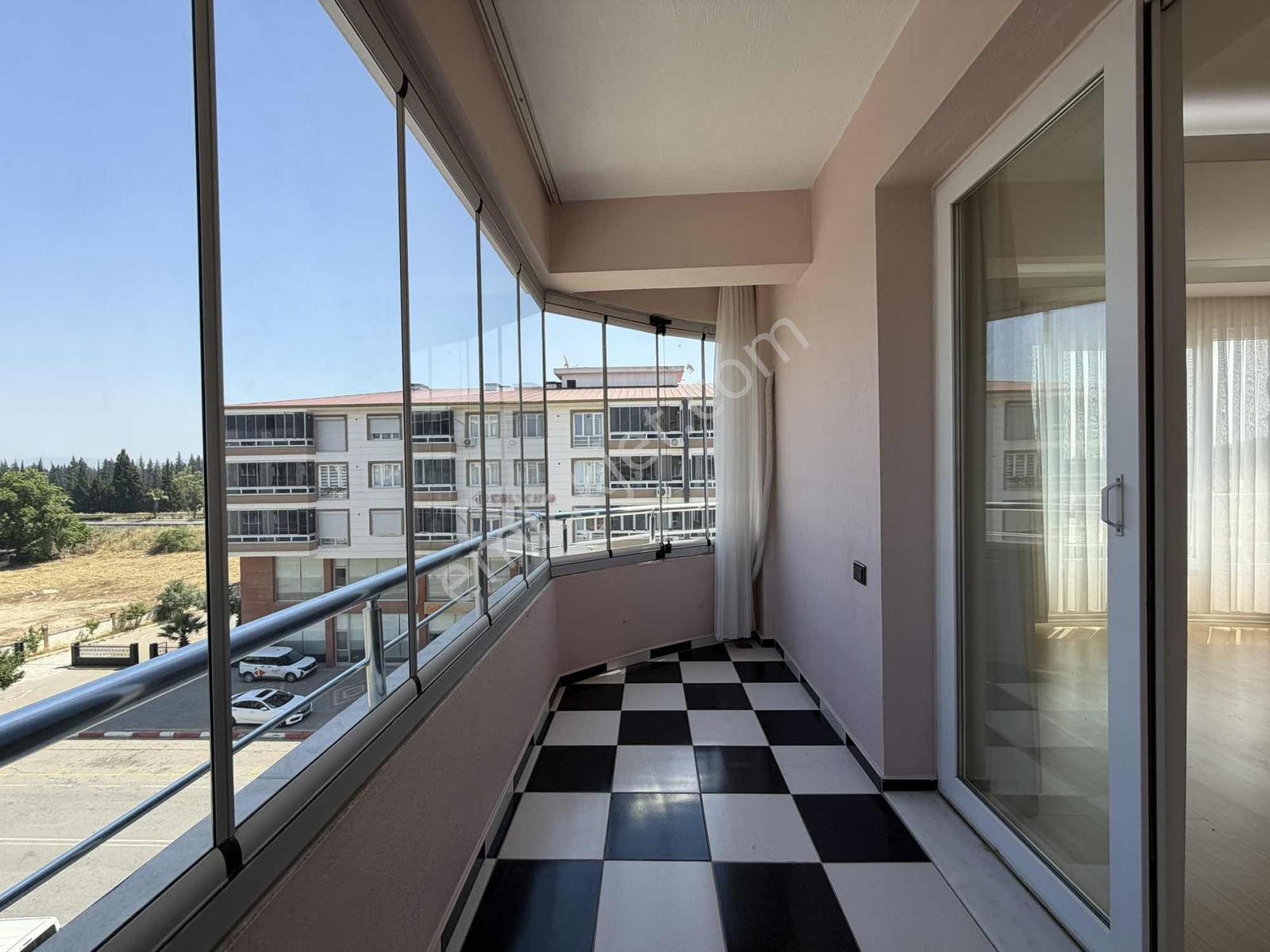 Bakan'dan Alpkentte Her Katta Tek Daire 220 M2 Ara Kat 4+1 - Görsel 9