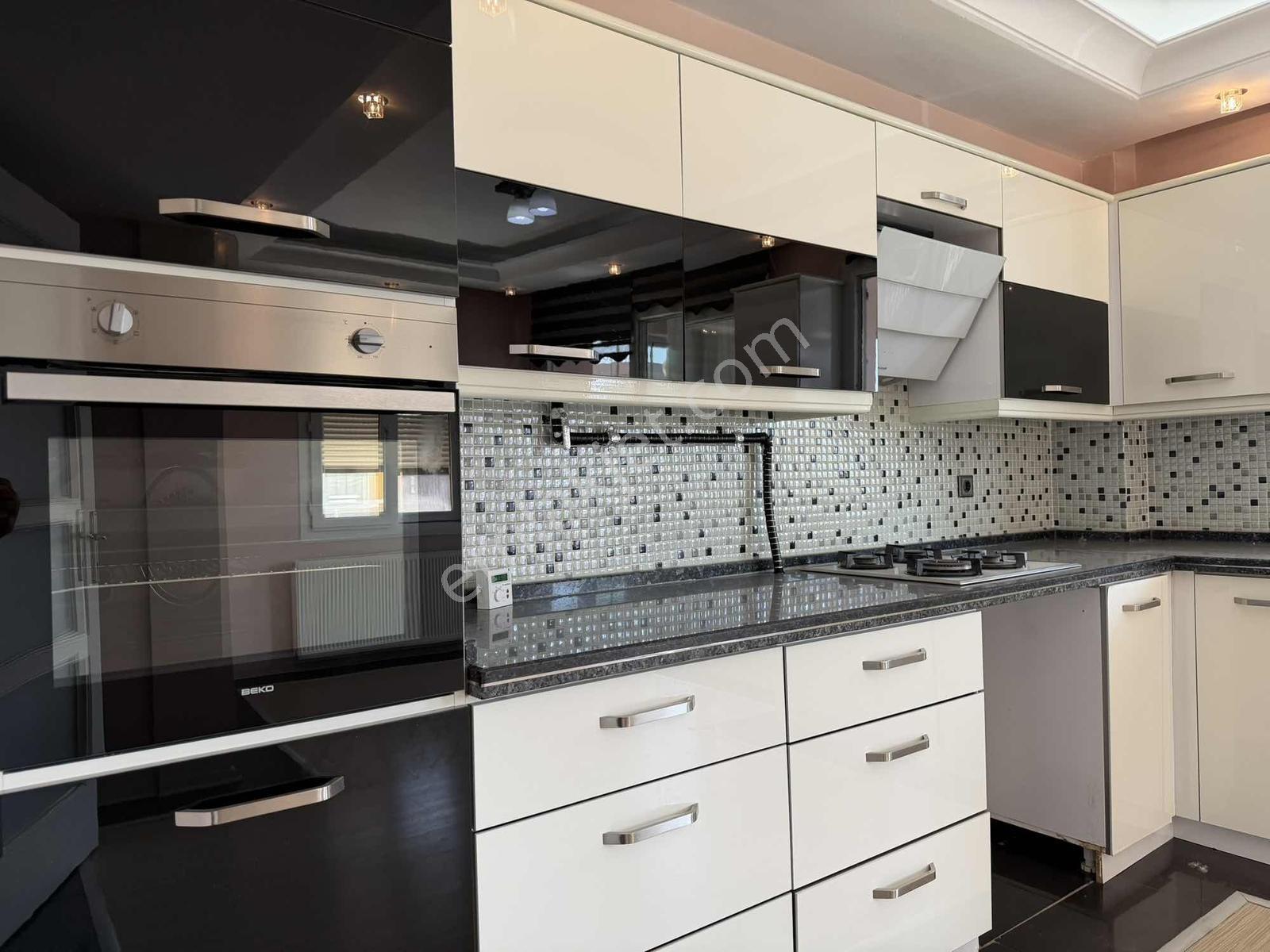 Bakan'dan Alpkentte Her Katta Tek Daire 220 M2 Ara Kat 4+1