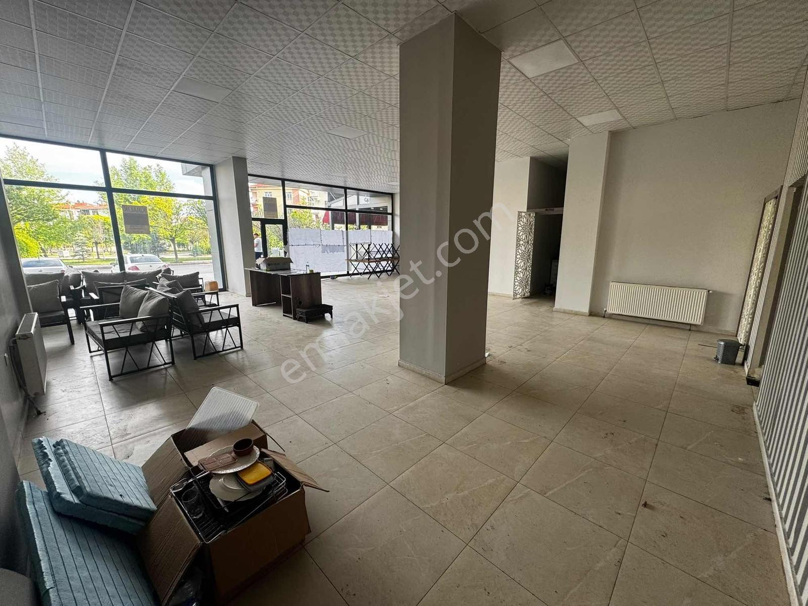 [ema] Ataşehir'de İşlek Konumda Kiralık 360 M² İşyeri - Görsel 10