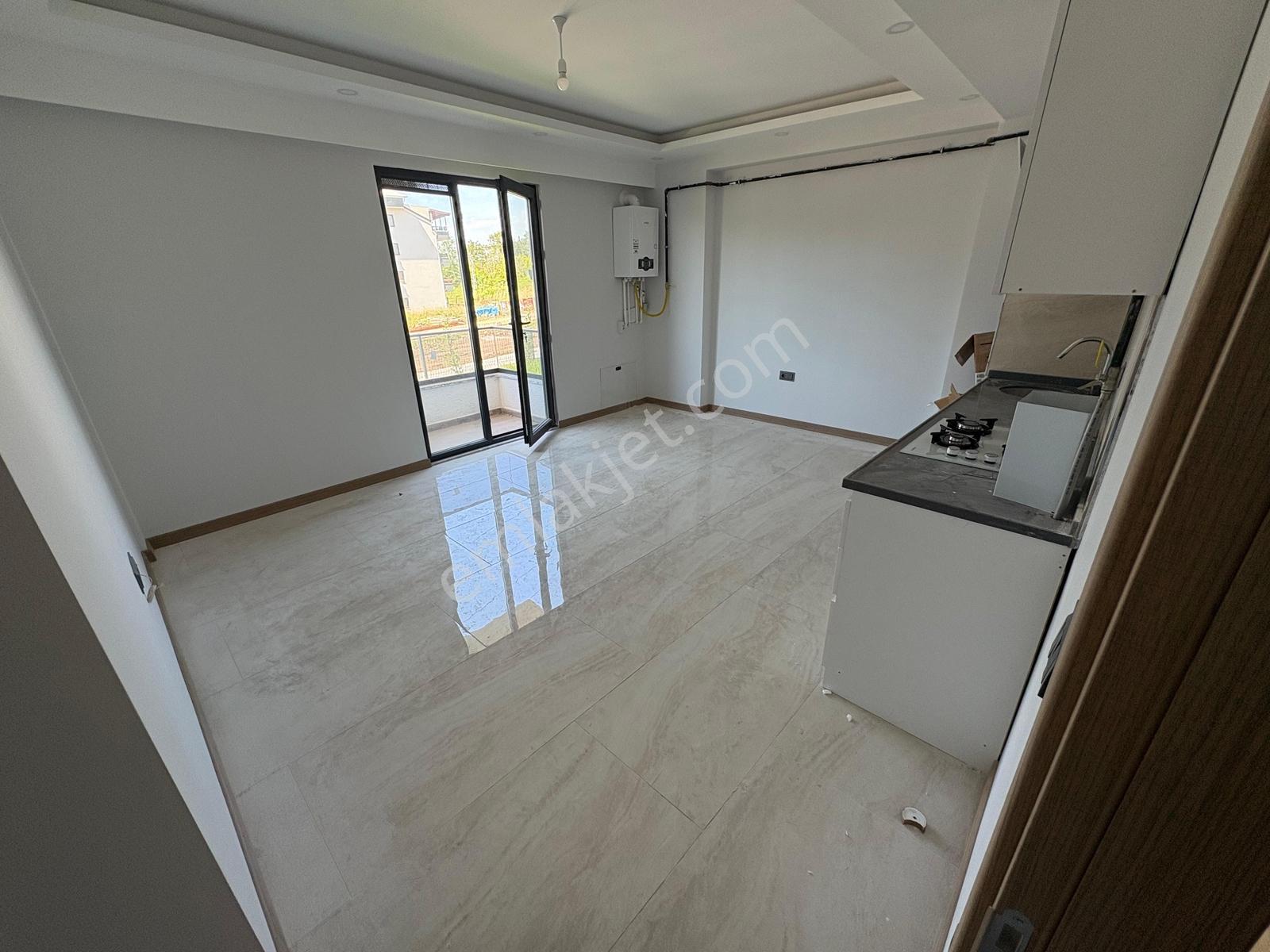 Tarcanlar'dan Başiskelede Havuzlu Kiralık Daire - Görsel 13