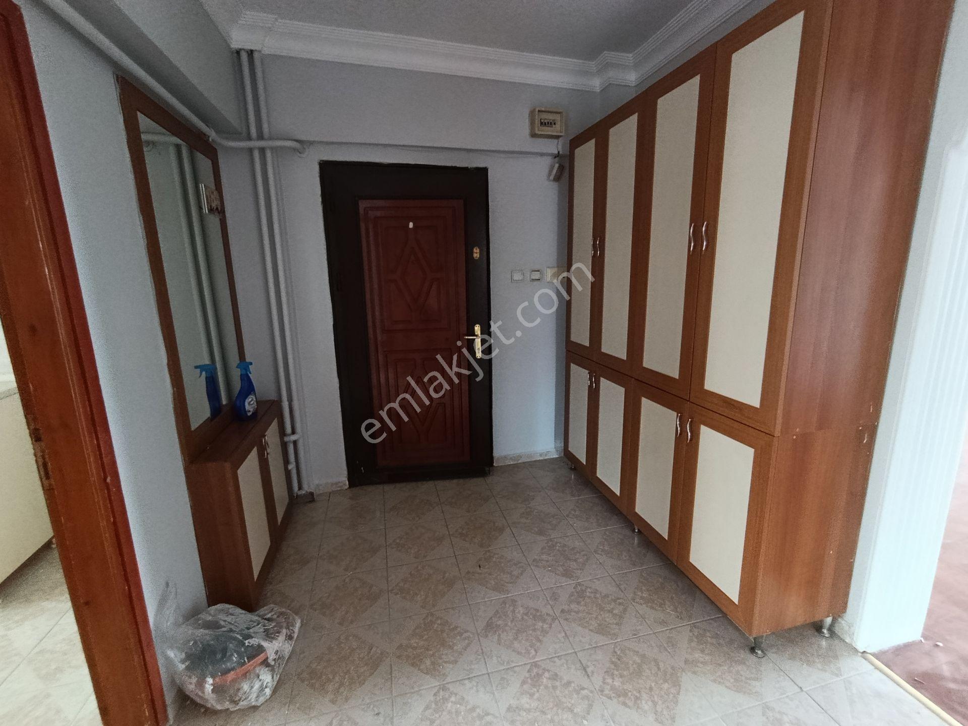 Gemlik Cumhuriyet Mah.de Deniz Manzaralı Site İçi 3+1 Kiralık Daire - Görsel 29