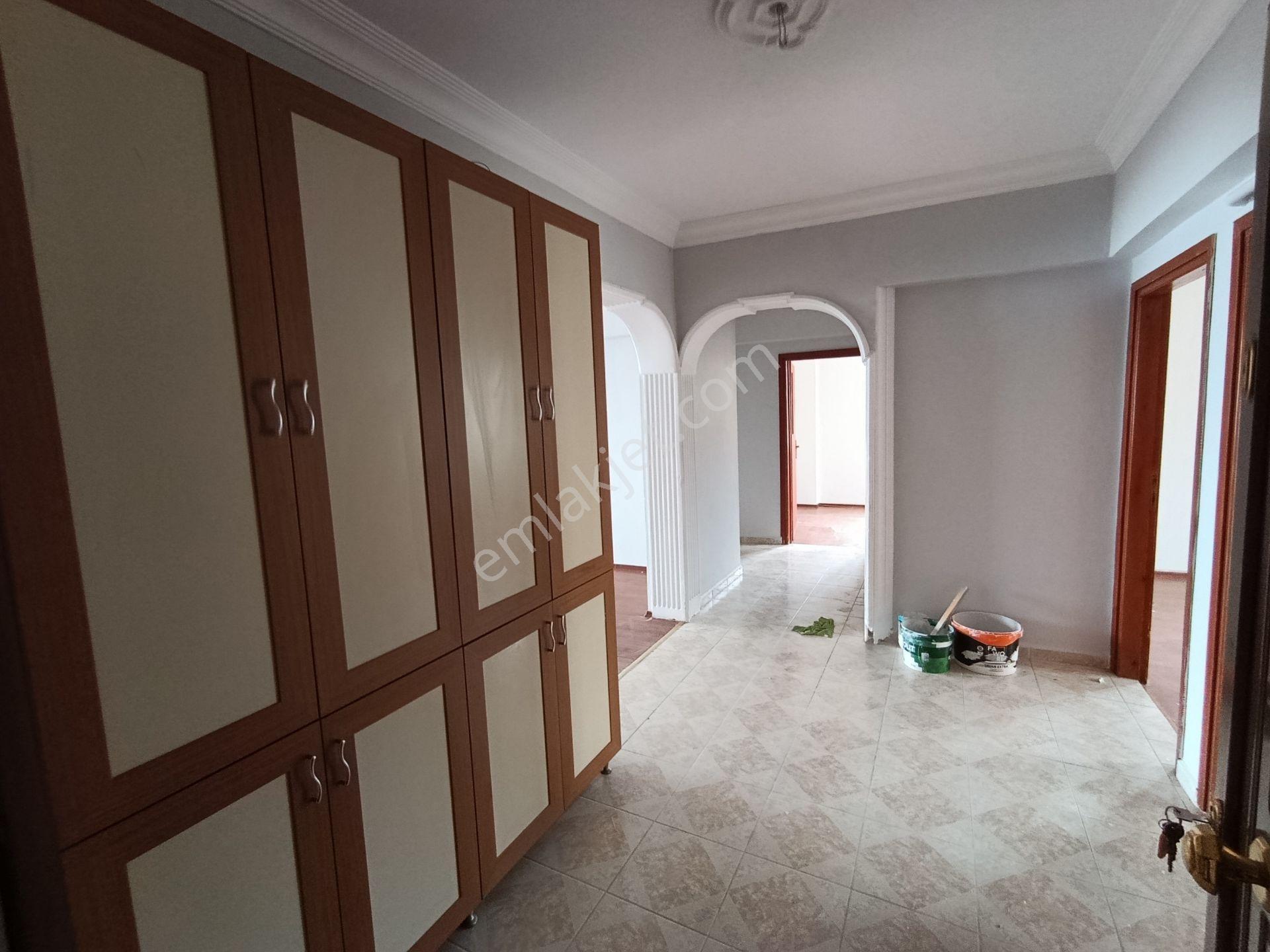 Gemlik Cumhuriyet Mah.de Deniz Manzaralı Site İçi 3+1 Kiralık Daire - Görsel 3