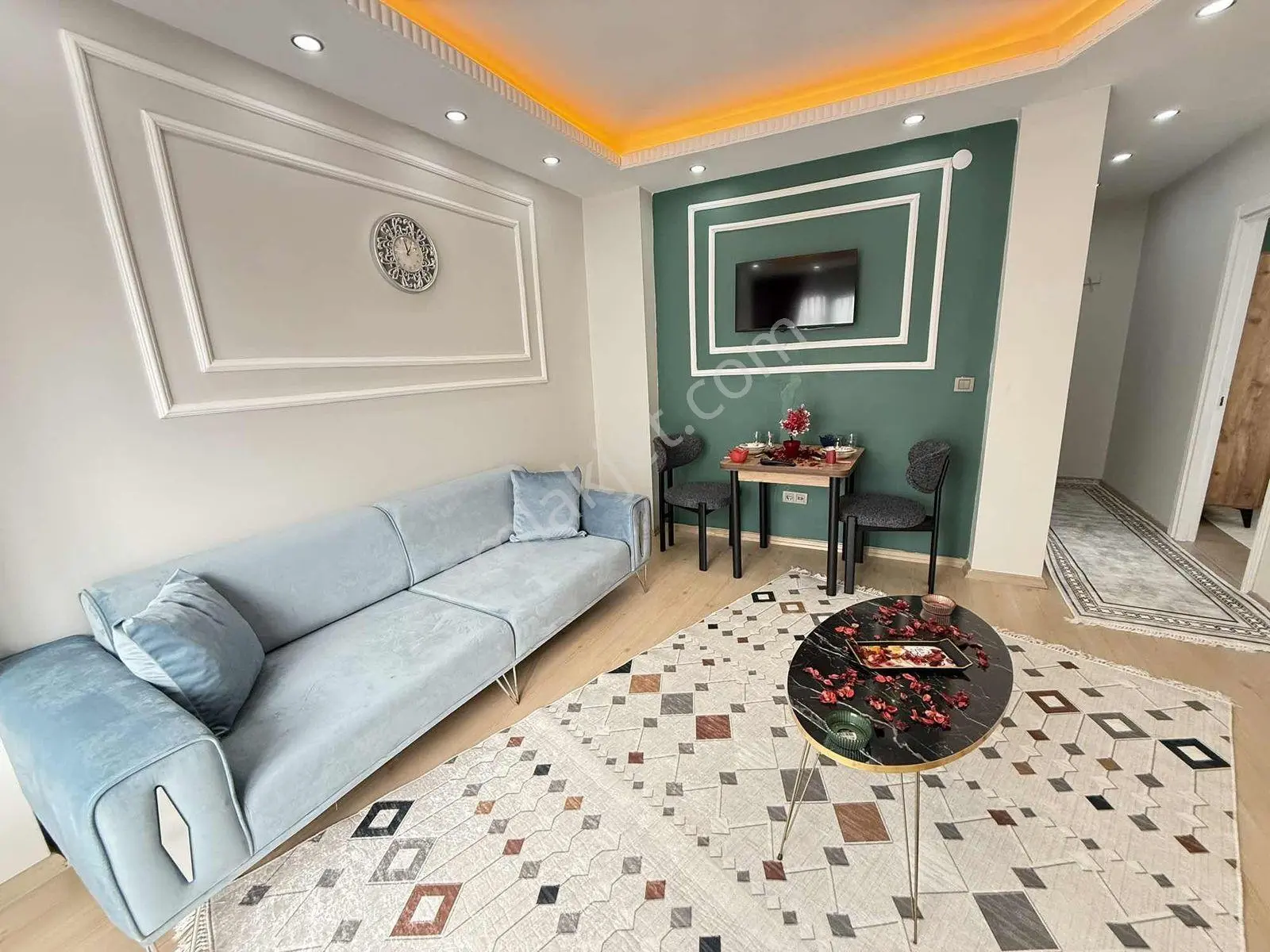 Yeni Bina Full Sıfır Eşyalı 1.kat Ferah 32bin Kiracılı Lüks 1+1 - Görsel 5