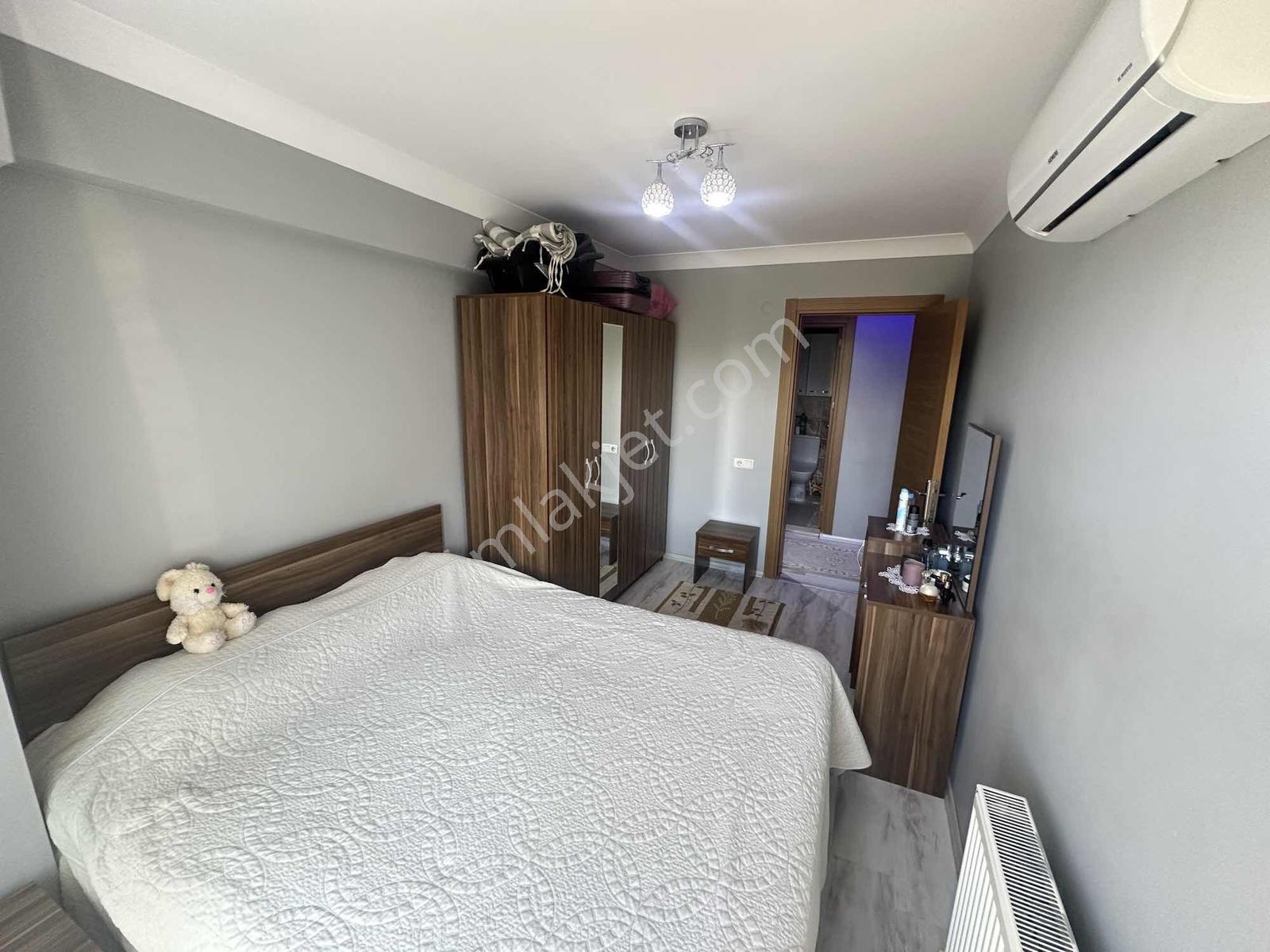 Çözüm Emlak'tan Muradiye'de 23 Nisan Civarı 3+1 Ara Kat Daire - Görsel 11