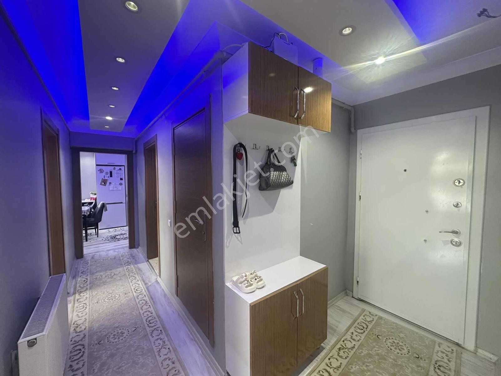 Çözüm Emlak'tan Muradiye'de 23 Nisan Civarı 3+1 Ara Kat Daire - Görsel 26