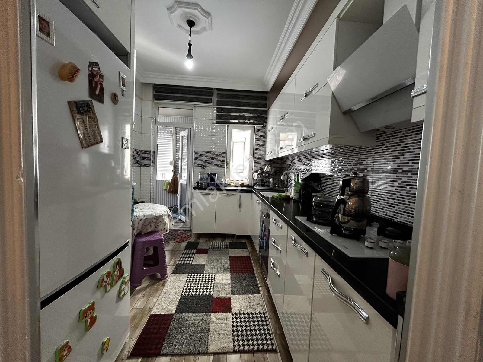 İçerisi Yapılı Doğalgaz Çift Balkon Asansörlü Ara Kar 125 M2 - Görsel 11