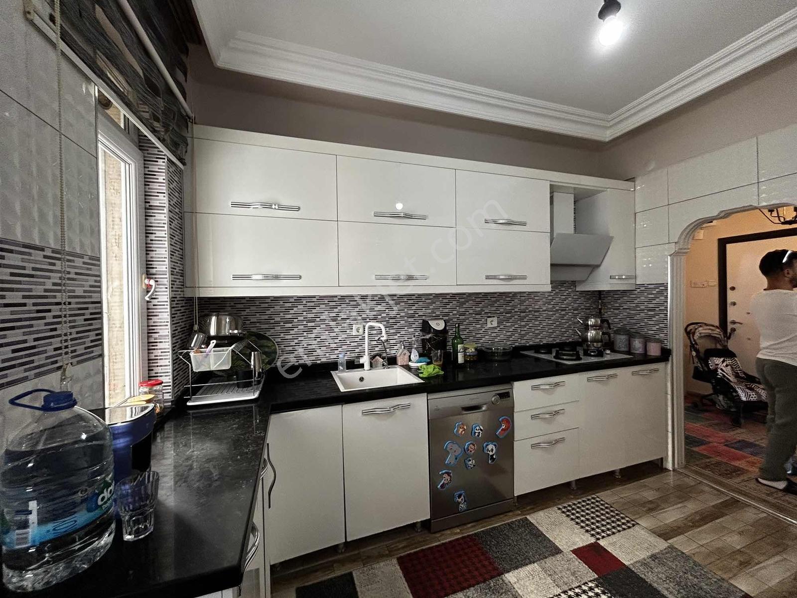 İçerisi Yapılı Doğalgaz Çift Balkon Asansörlü Ara Kar 125 M2 - Görsel 19