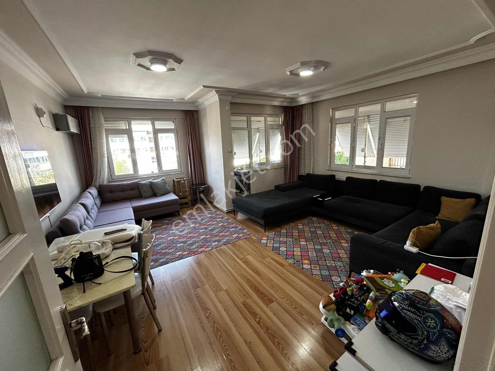 İçerisi Yapılı Doğalgaz Çift Balkon Asansörlü Ara Kar 125 M2 - Görsel 12