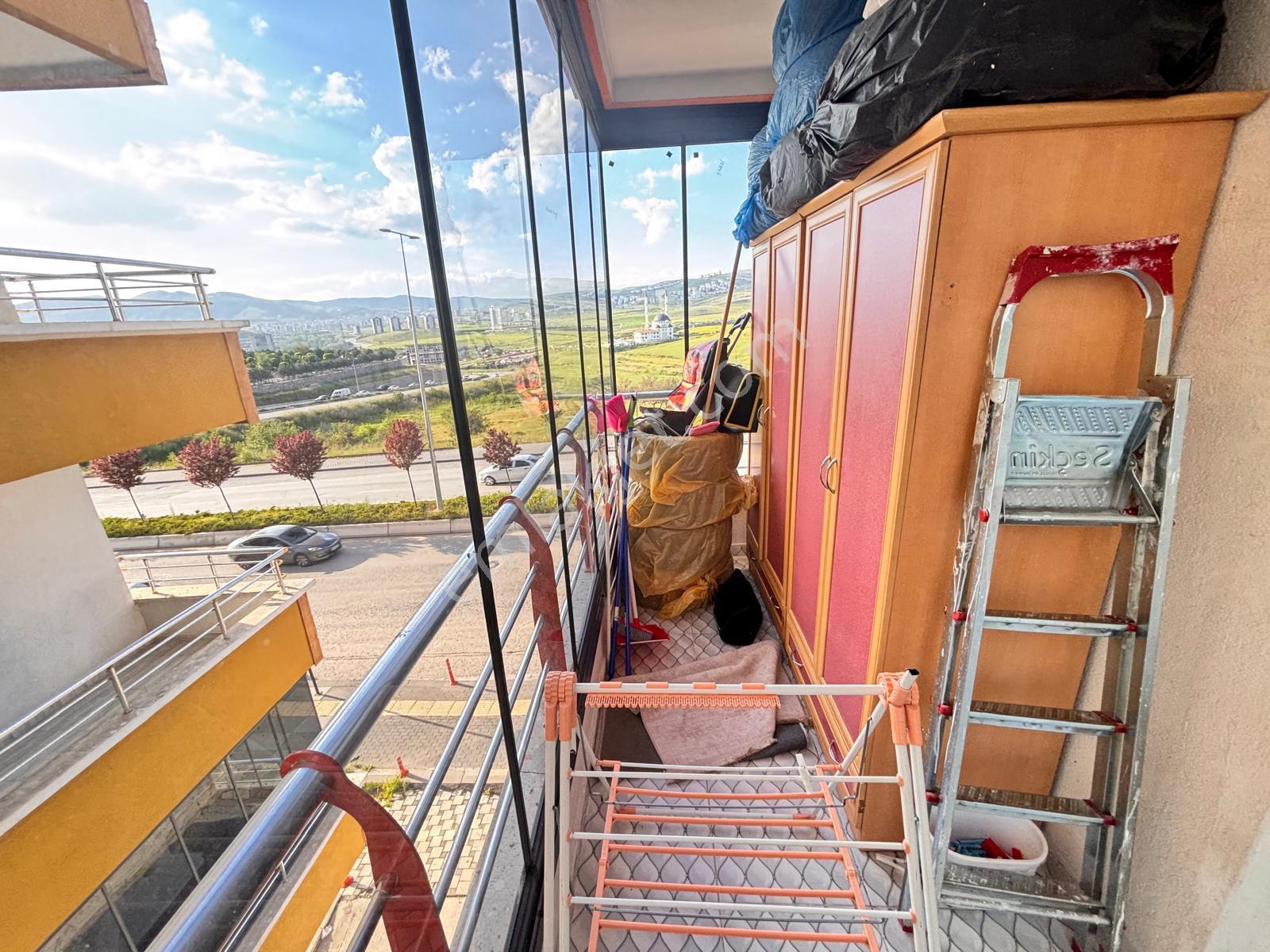 Yükseltepe Bulvar Yakını Ara Kat 3+1 Güney Cephe Yapılı Daire - Görsel 30