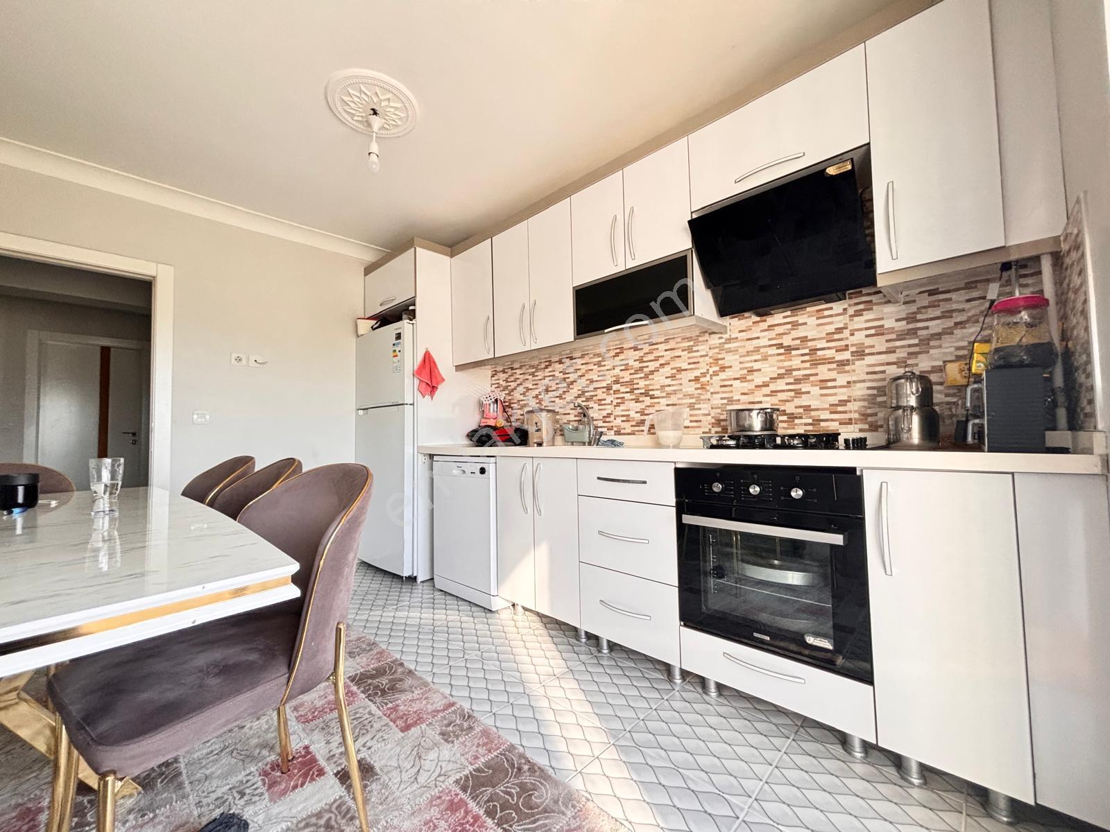 Yükseltepe Bulvar Yakını Ara Kat 3+1 Güney Cephe Yapılı Daire - Görsel 6