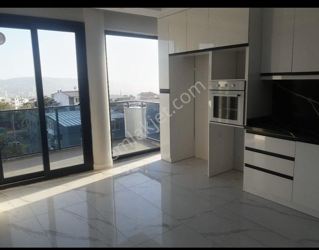 Artenew Emlak'tan Bornova İnönü Mah Kiralık 3