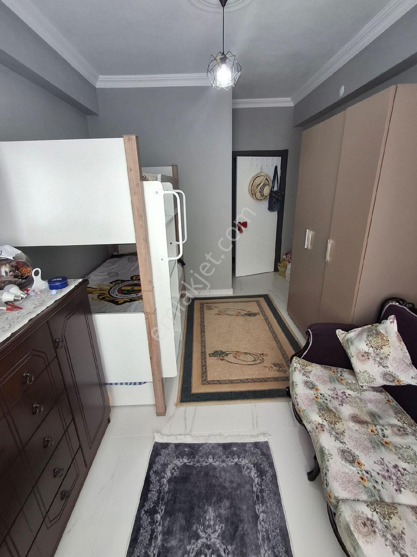 Modern Tasarımlı, Gökyüzü Tavanlı, Geniş Cam Balkonlu Daire - Görsel 9