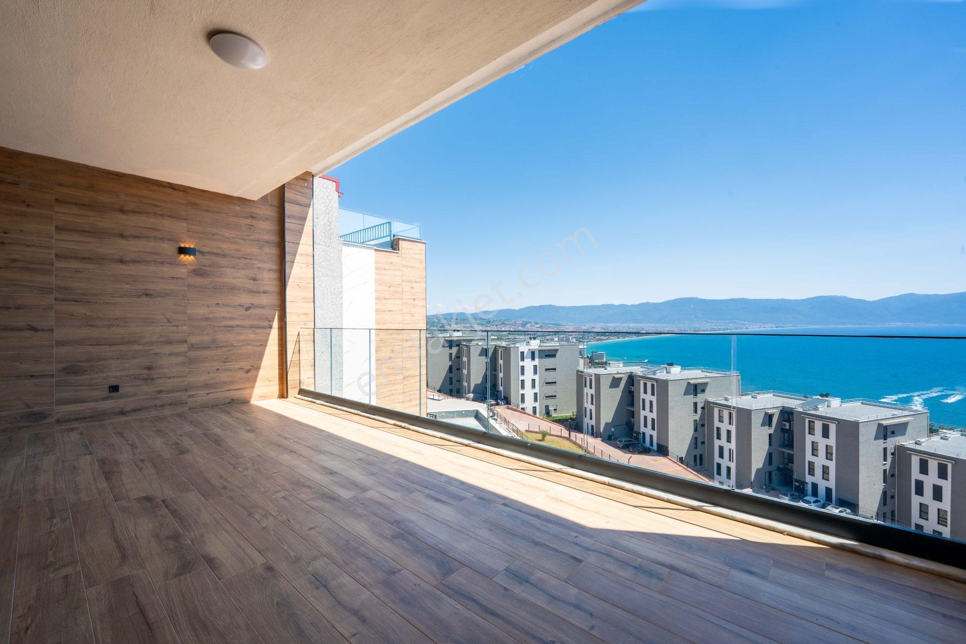 Royal Panoramada Muhteşem Deniz Manzaralı 3+1 Çatı Dubleks - Görsel 10