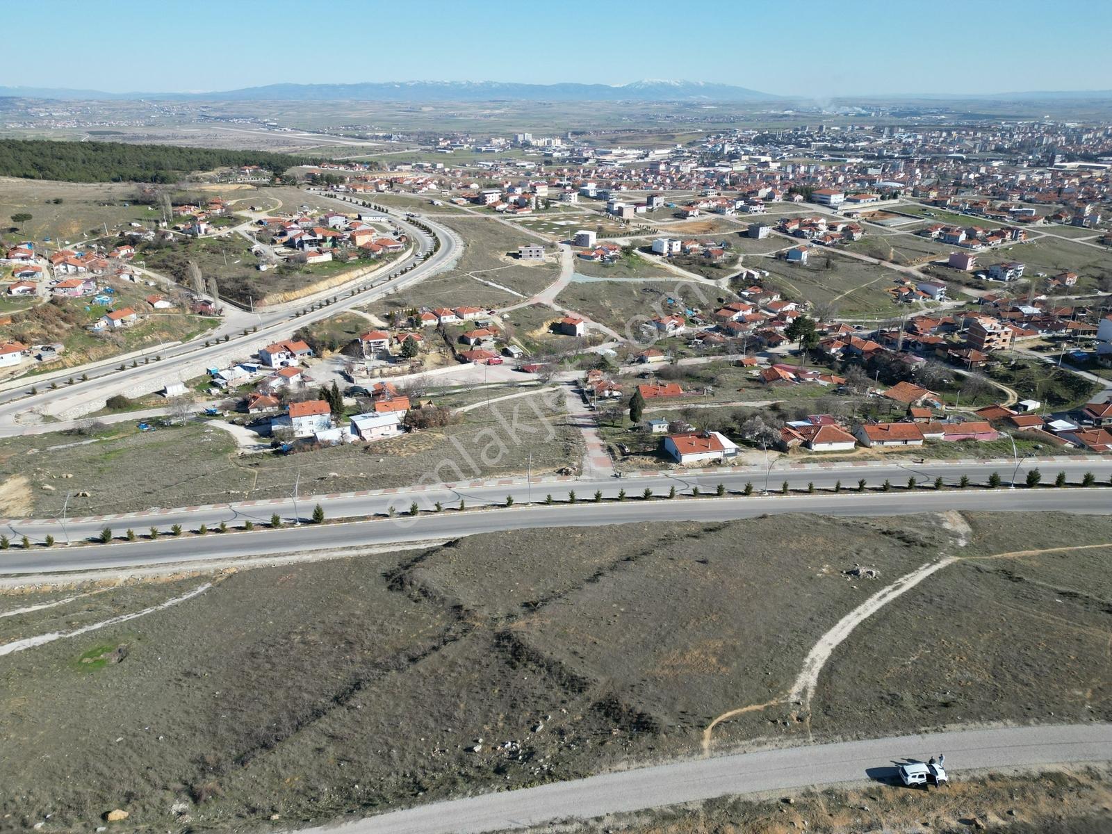 Favori'den 479 M2 Ayrık 2 Kat İmarlı Arsa | Yatırımlık - Görsel 9