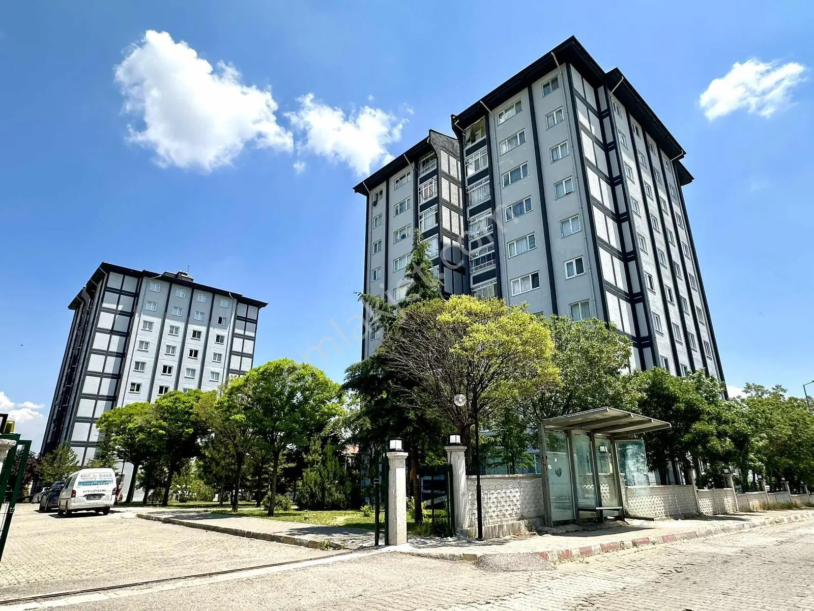 An-ka' Dan Mehmet A. Tokide Eşyalı Kiralık 3+1 Site İçi Daire