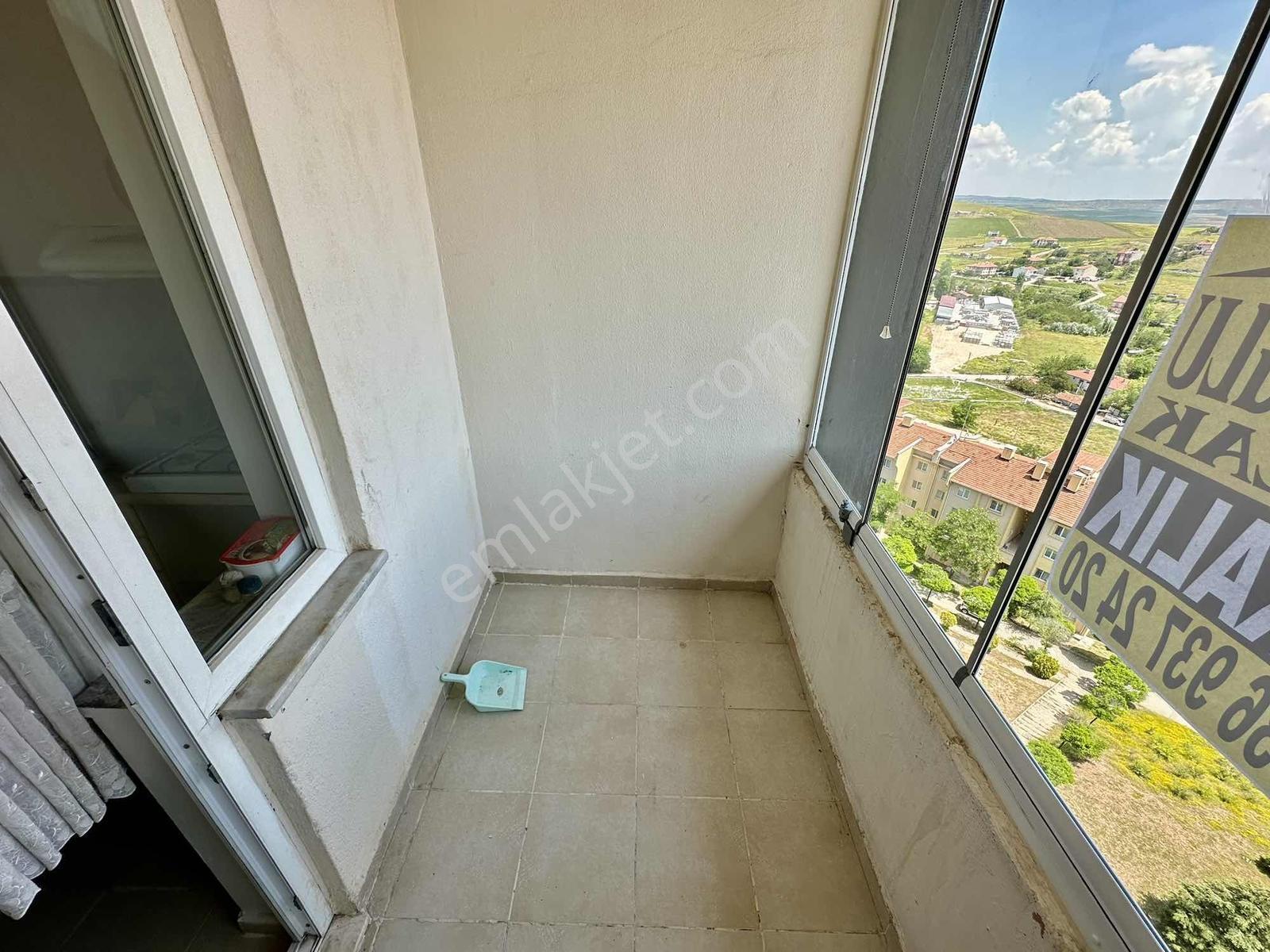 An-ka' Dan Mehmet A. Tokide Eşyalı Kiralık 3+1 Site İçi Daire - Görsel 17