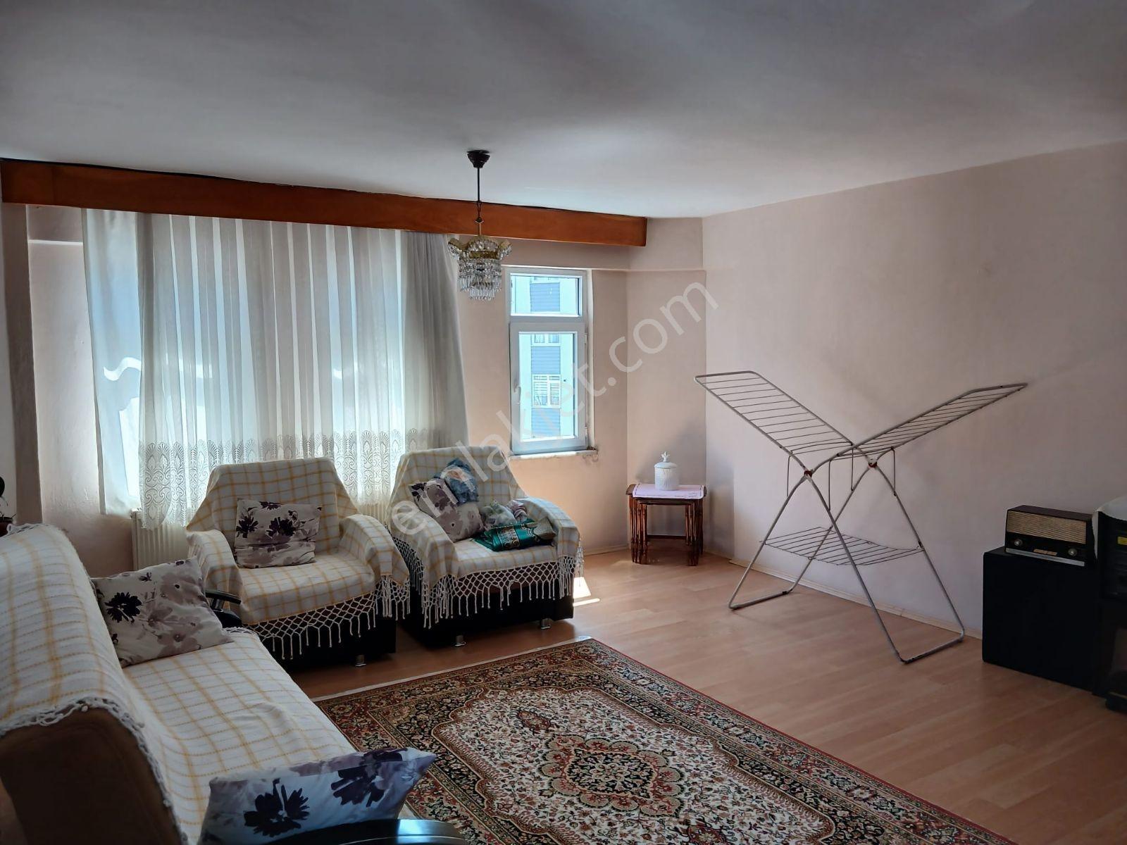 Veyisoğlu Satıyor | Sahile Çok Yakın Geniş 2+1 Kullanışlı Daire - Görsel 21