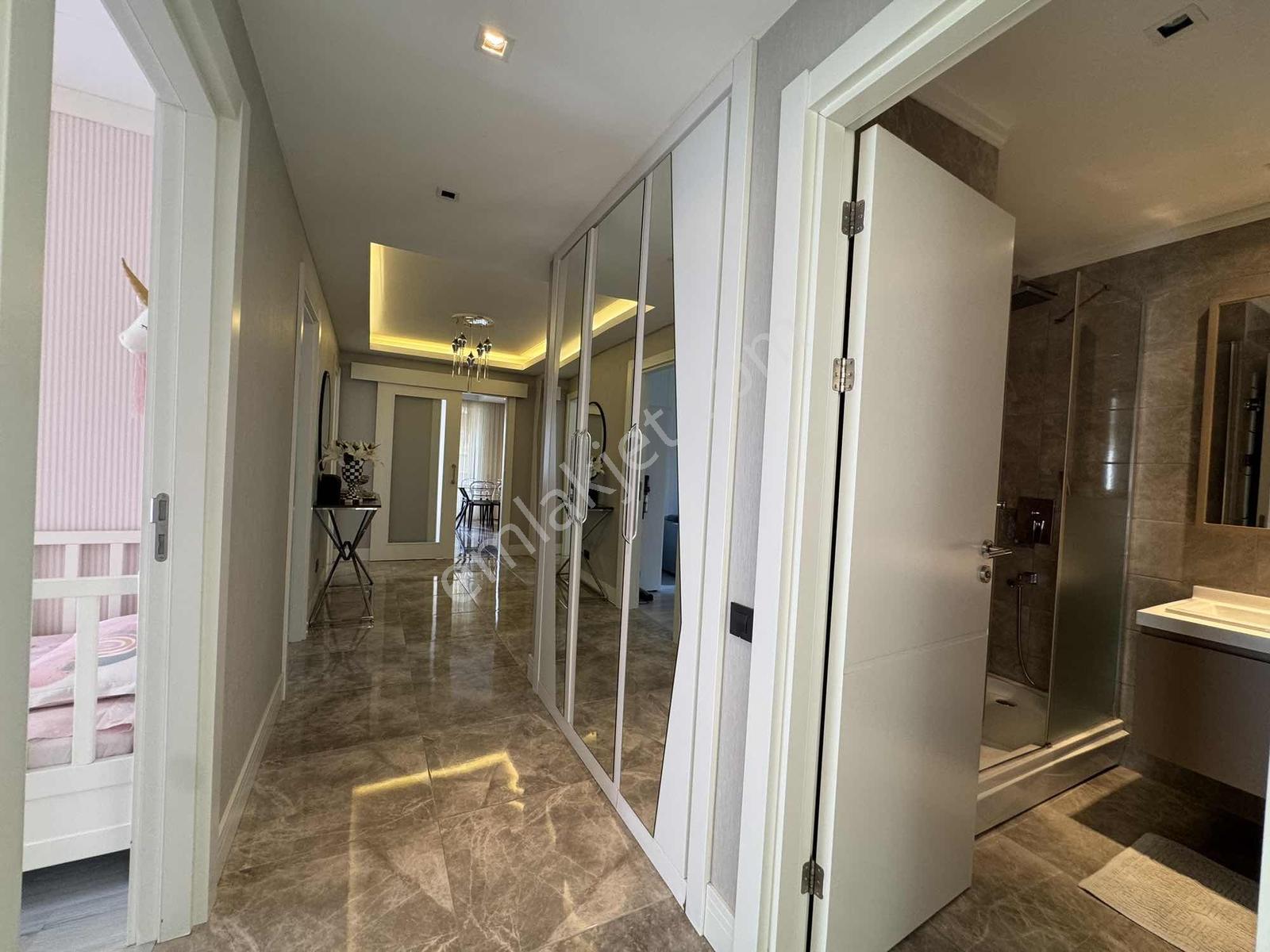 Remax Mahmut Bekdemirden Beylikdüzü Kalekent 2 Lüks 3+1 Daire - Görsel 27