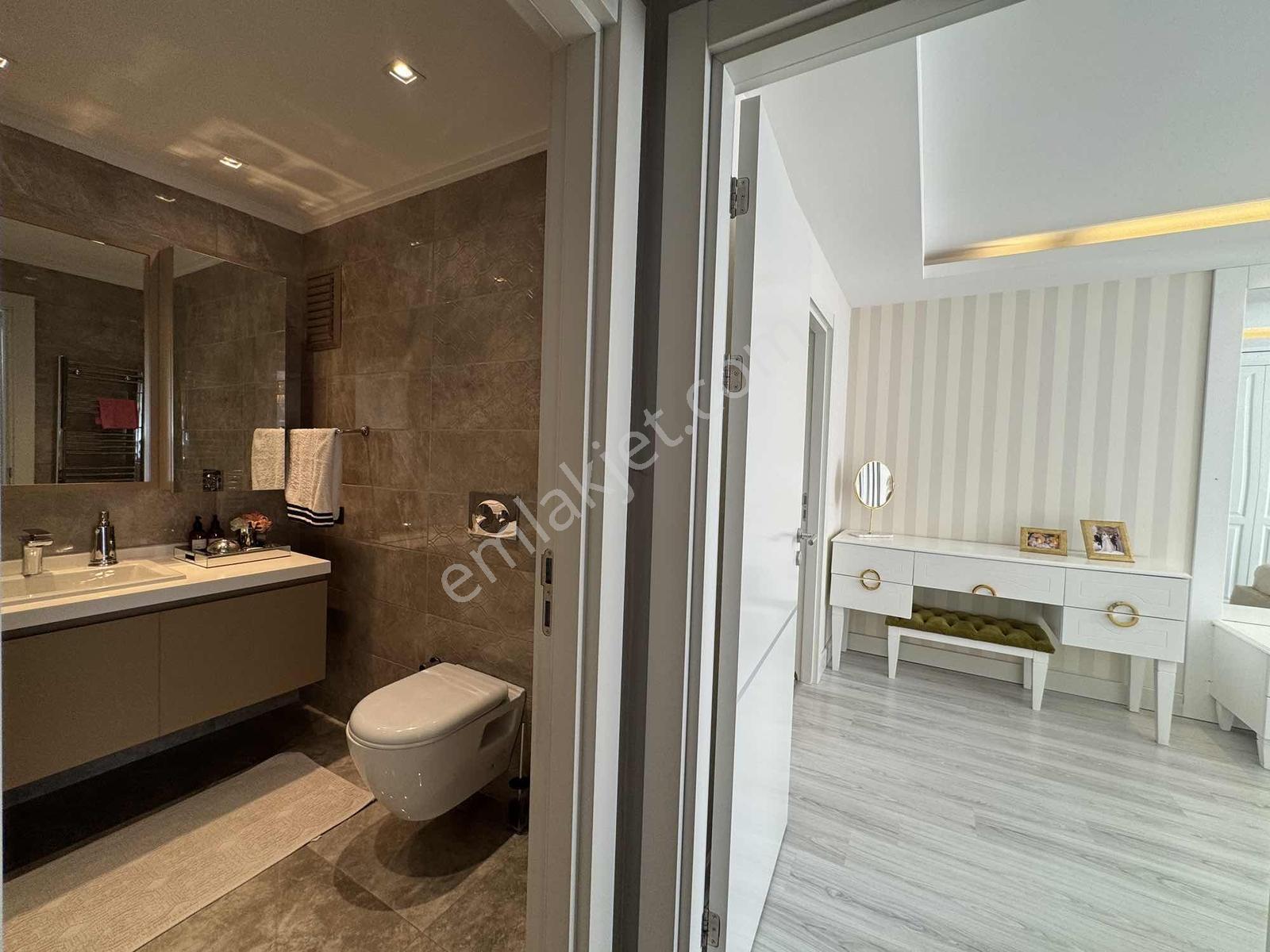 Remax Mahmut Bekdemirden Beylikdüzü Kalekent 2 Lüks 3+1 Daire - Görsel 24