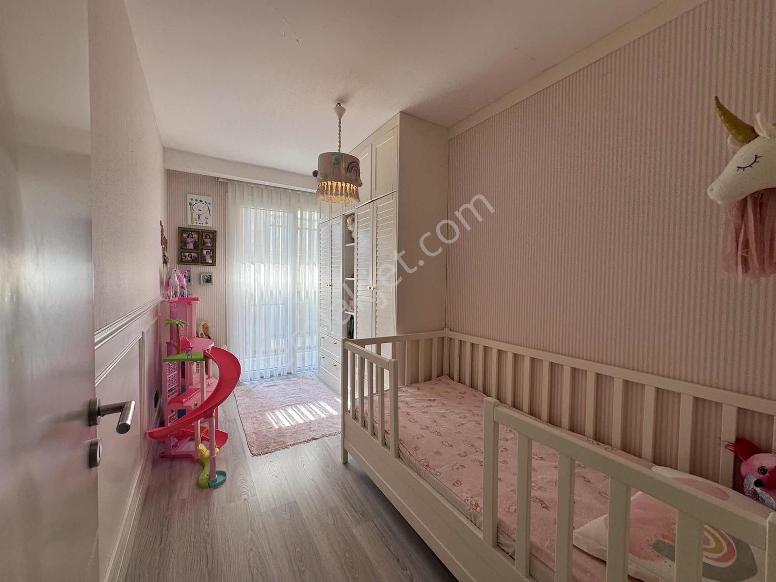 Remax Mahmut Bekdemirden Beylikdüzü Kalekent 2 Lüks 3+1 Daire - Görsel 17