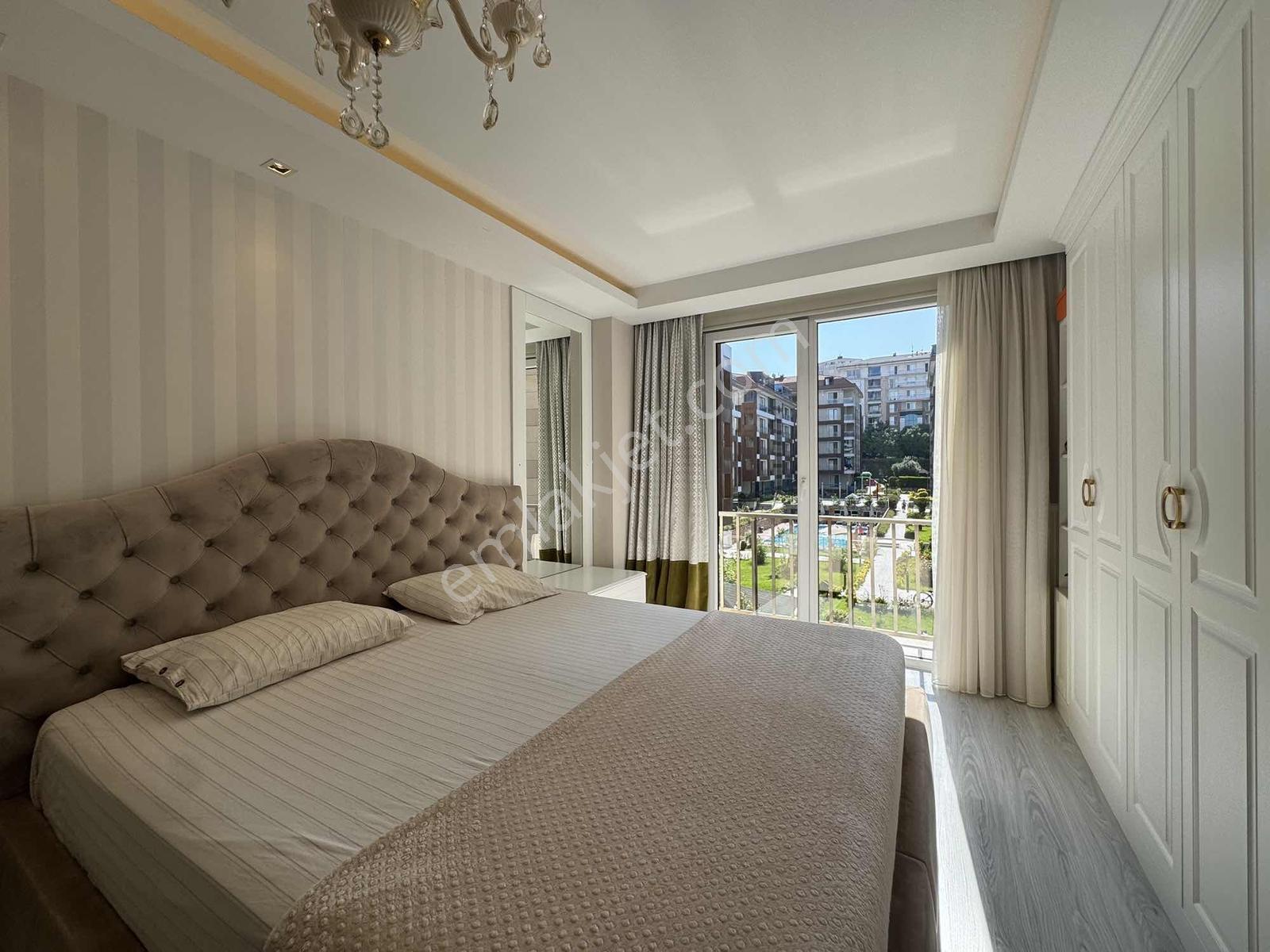 Remax Mahmut Bekdemirden Beylikdüzü Kalekent 2 Lüks 3+1 Daire - Görsel 33