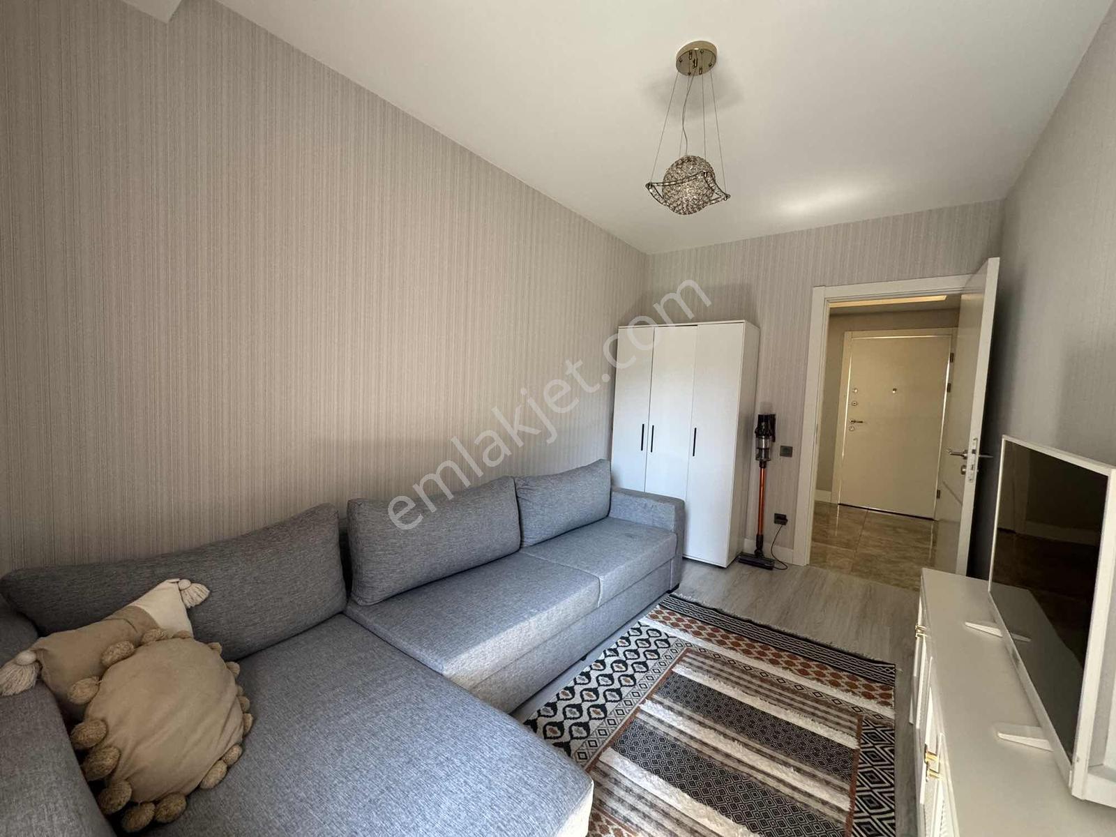 Remax Mahmut Bekdemirden Beylikdüzü Kalekent 2 Lüks 3+1 Daire - Görsel 19
