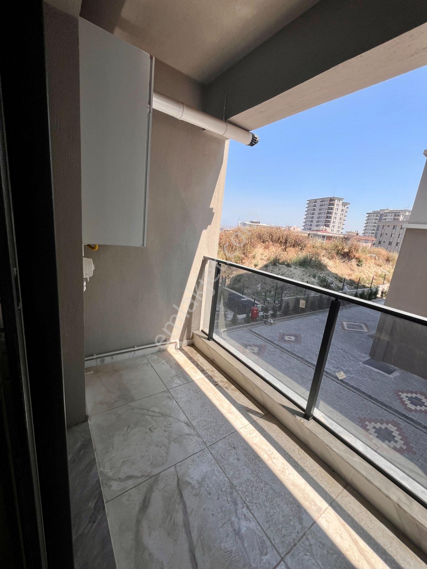 Turyyap'tan Kiralık 1+1 Sıfır Lüks Daire - Görsel 13