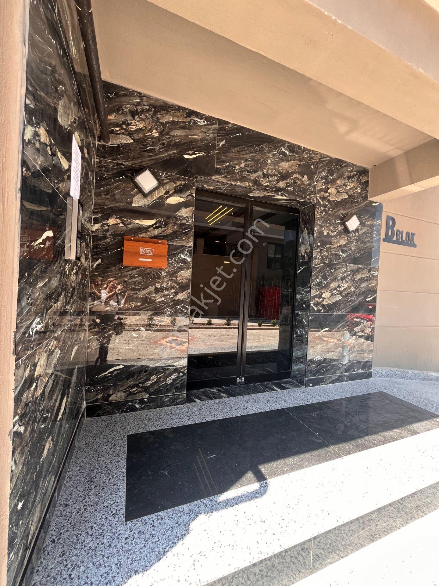 Turyyap'tan Kiralık 1+1 Sıfır Lüks Daire - Görsel 18