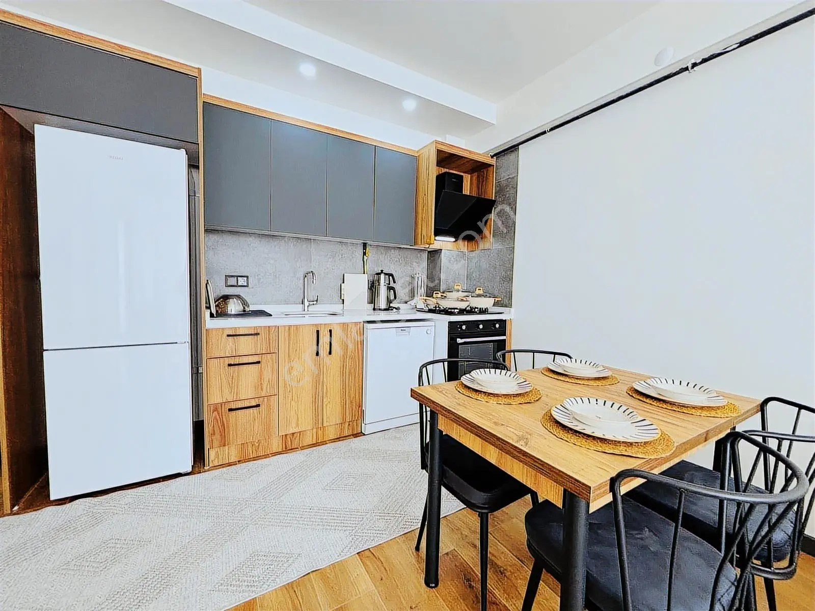Güven'den Fevzipaşa'da Full+full Eşyalı Kiralık 1+1 Suit Daire - Görsel 4