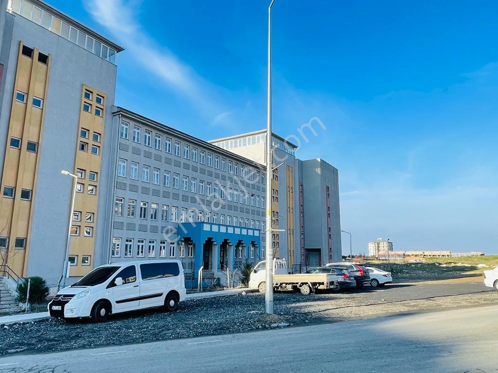 Güven'den 7/24 Güvenlikli Lüks Sitede Hamamlı,havuzlu 3+1 Daire - Görsel 31