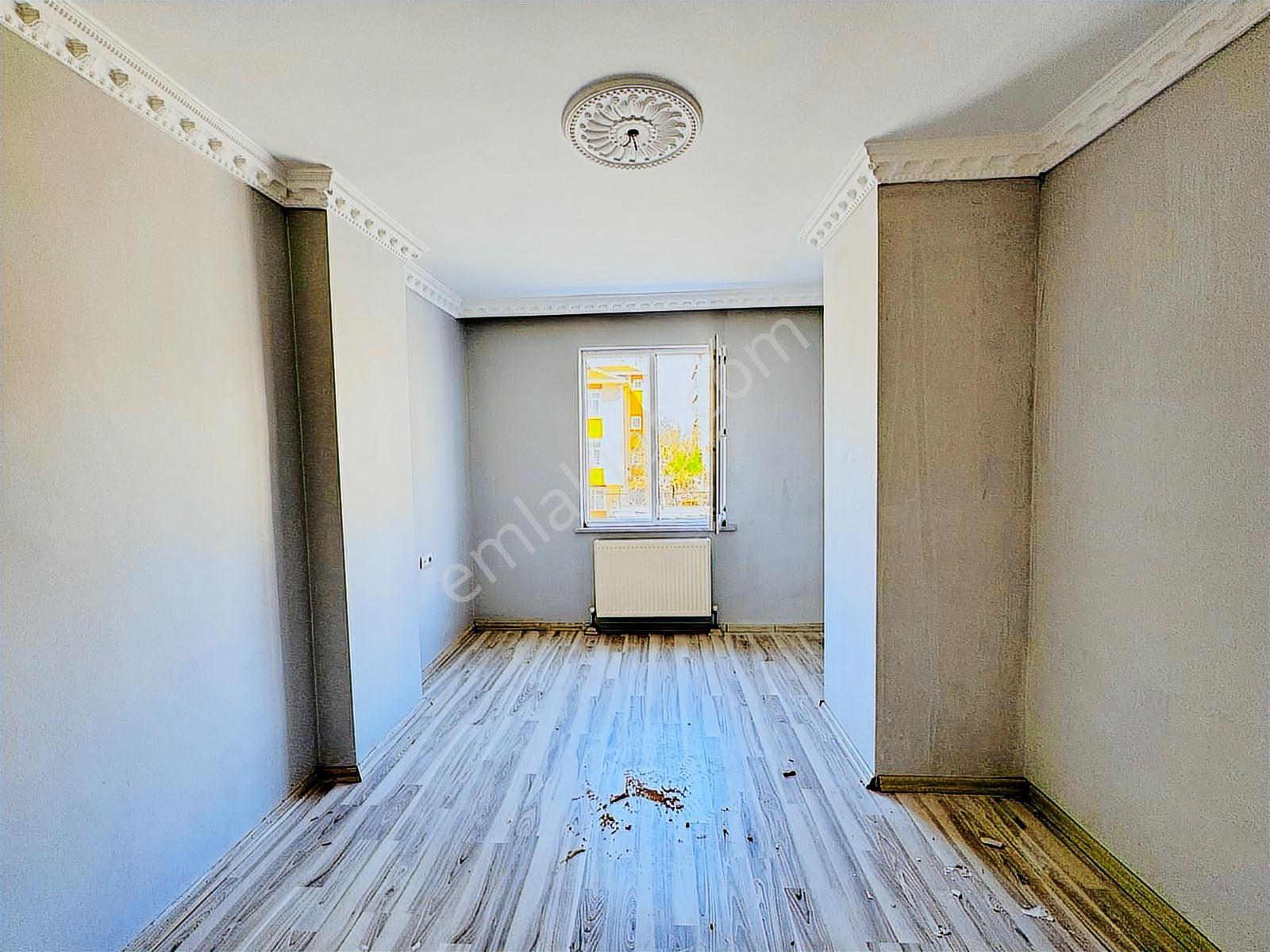 Güven'den Çerkezköy'de Çarşı İçinde Duraklara Yakın Kiralık 2+1 - Görsel 8