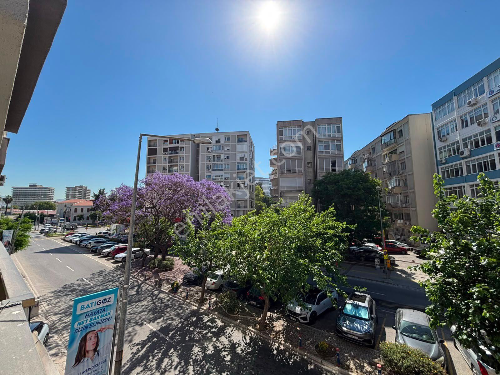 Alsancak Şair Eşref’te 1.kat 3+1 Otoparklı Kiralık Mua./ofis - Görsel 12