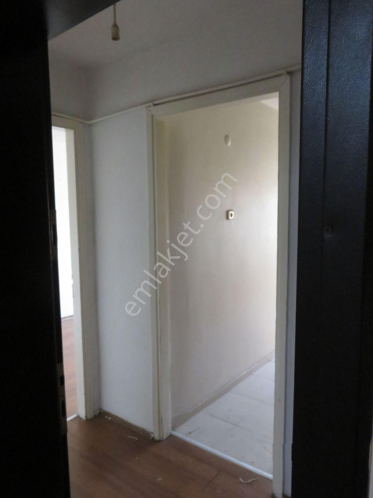 Karşıyaka Tuna Mahallesinde 2+1 Kiralık Daire - Görsel 16