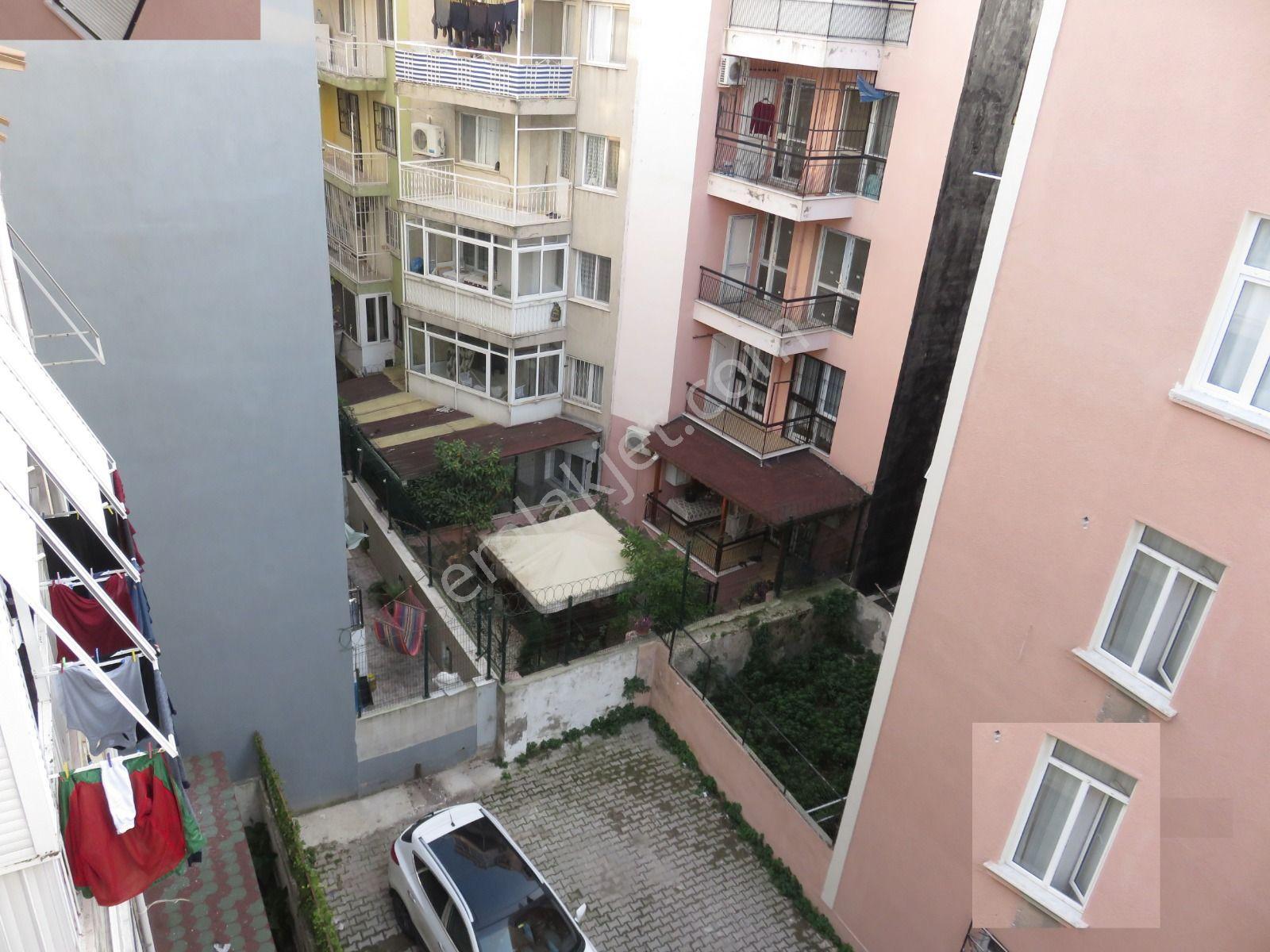Karşıyaka Tuna Mahallesinde 2+1 Kiralık Daire - Görsel 17