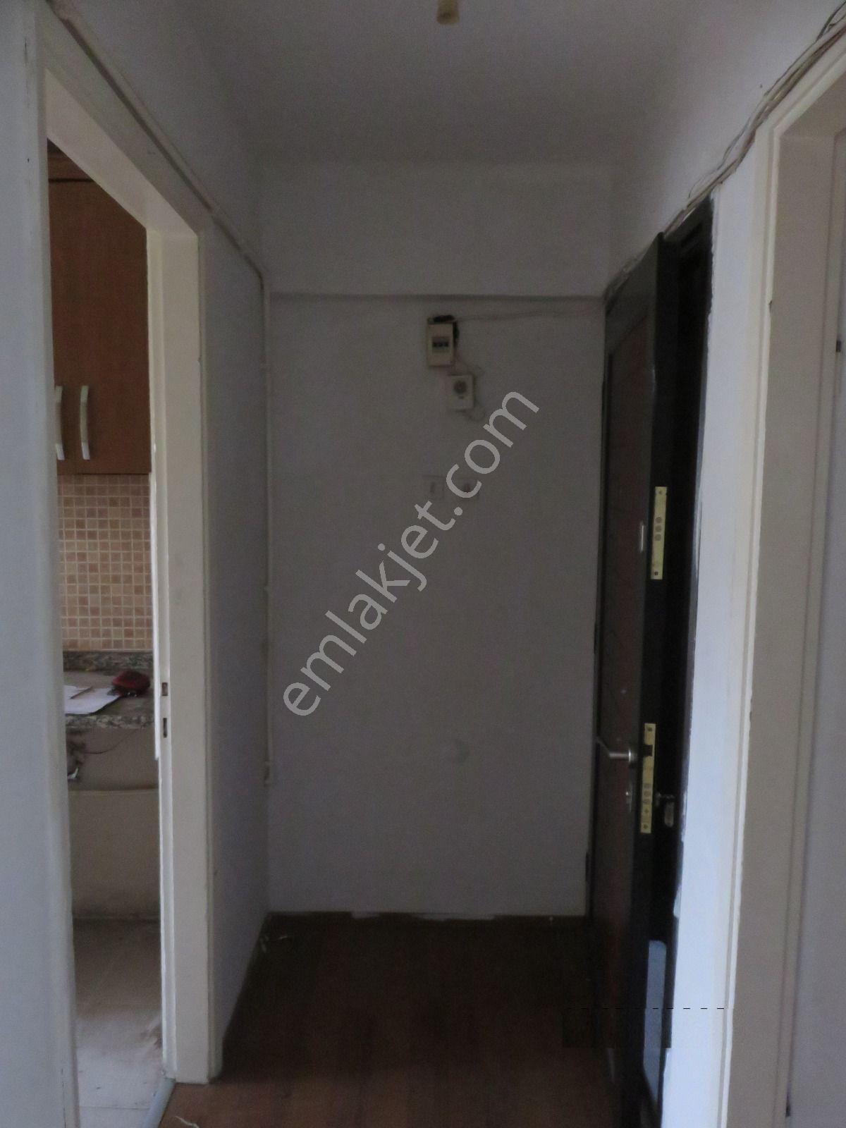 Karşıyaka Tuna Mahallesinde 2+1 Kiralık Daire - Görsel 11
