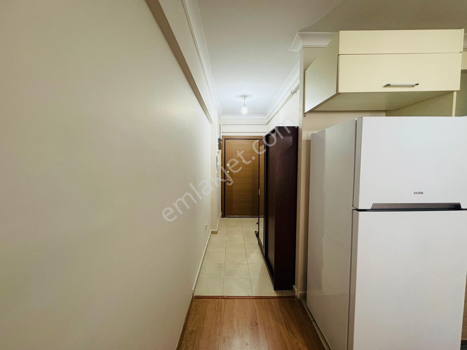Güven'den Avmye Komşu Full Eşyalı Site İçersinde Kiralık 1+1 - Görsel 6