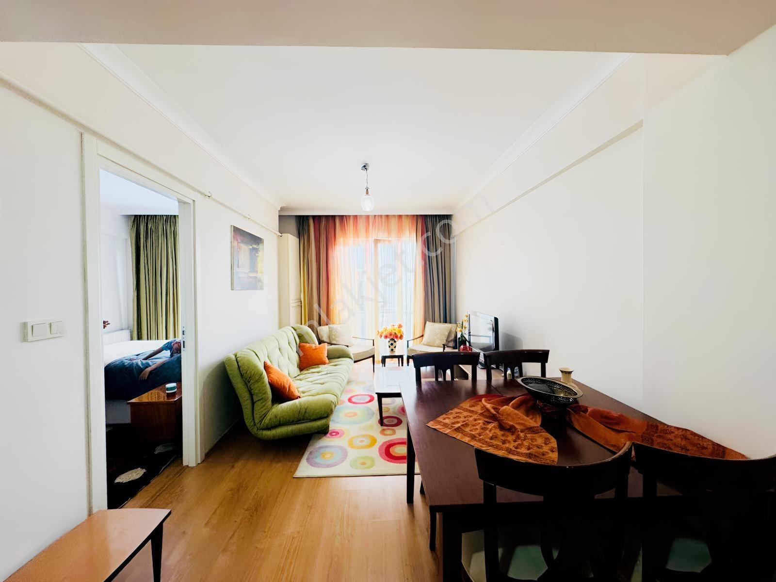 Güven'den Avmye Komşu Full Eşyalı Site İçersinde Kiralık 1+1 - Görsel 11