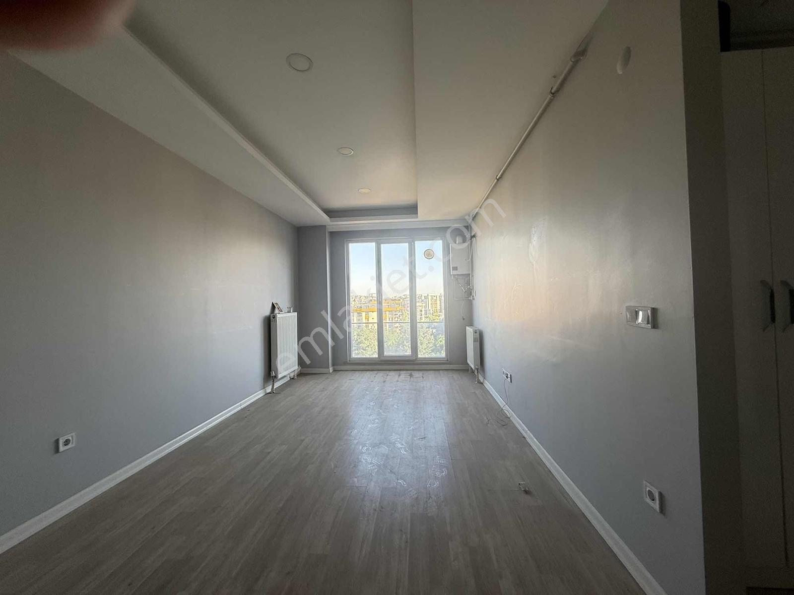 Çekmeköy Taşdelen De Site İçinde İskanlı Satılık Ara Kat Daire - Görsel 25
