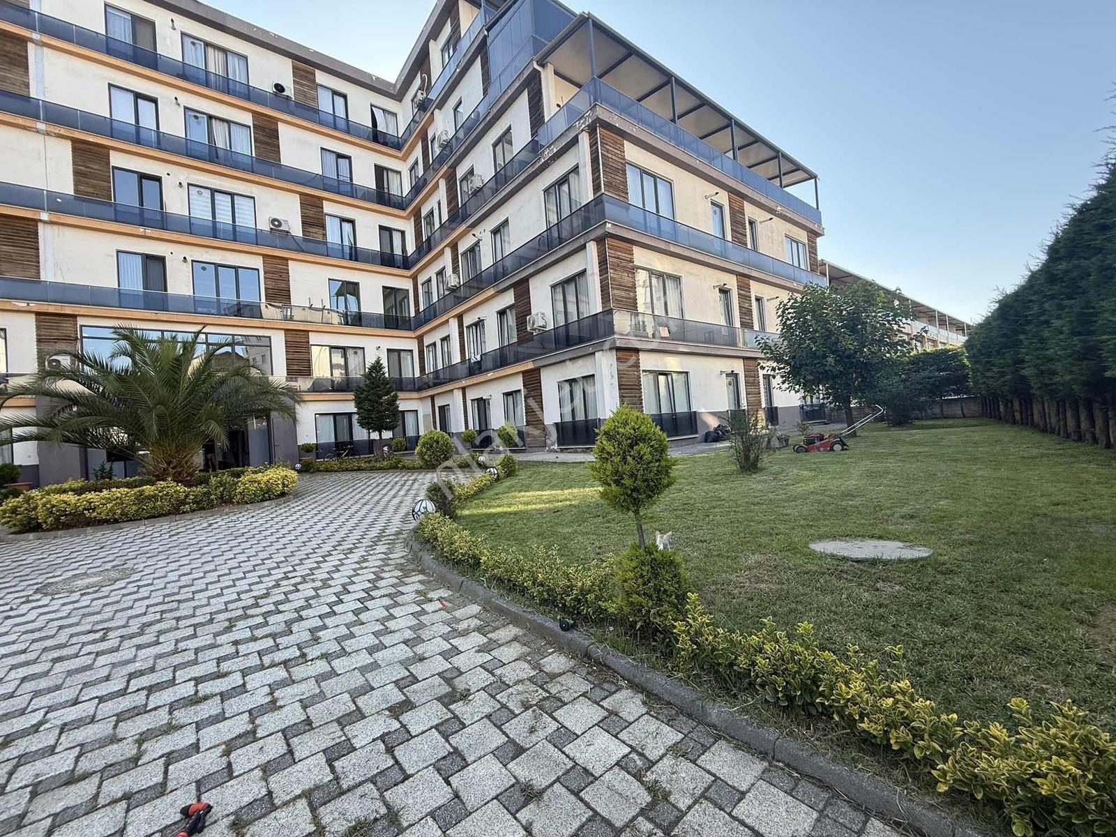 Çekmeköy Taşdelen De Site İçinde İskanlı Satılık Ara Kat Daire - Görsel 24