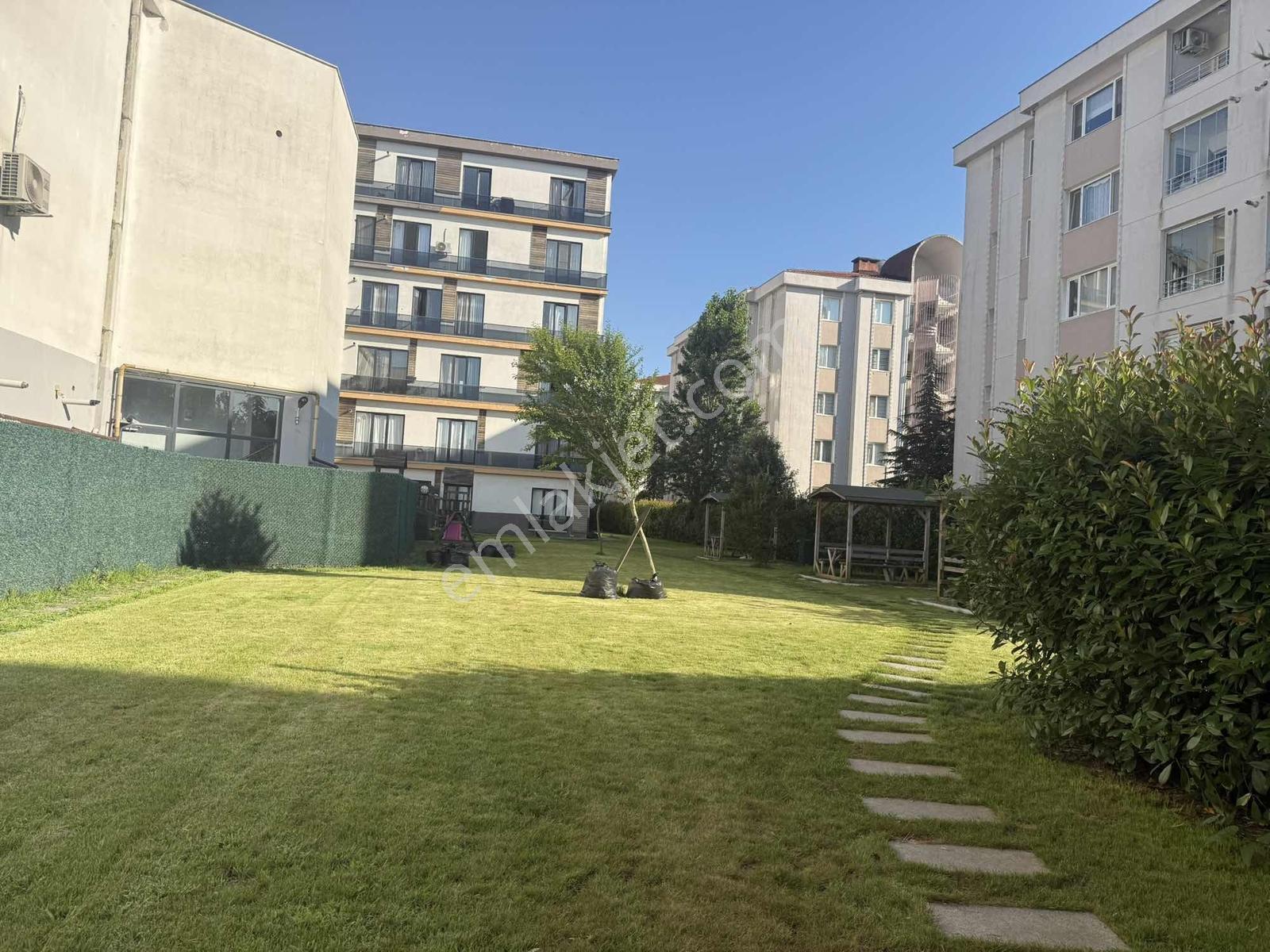 Çekmeköy Taşdelen De Site İçinde İskanlı Satılık Ara Kat Daire - Görsel 8