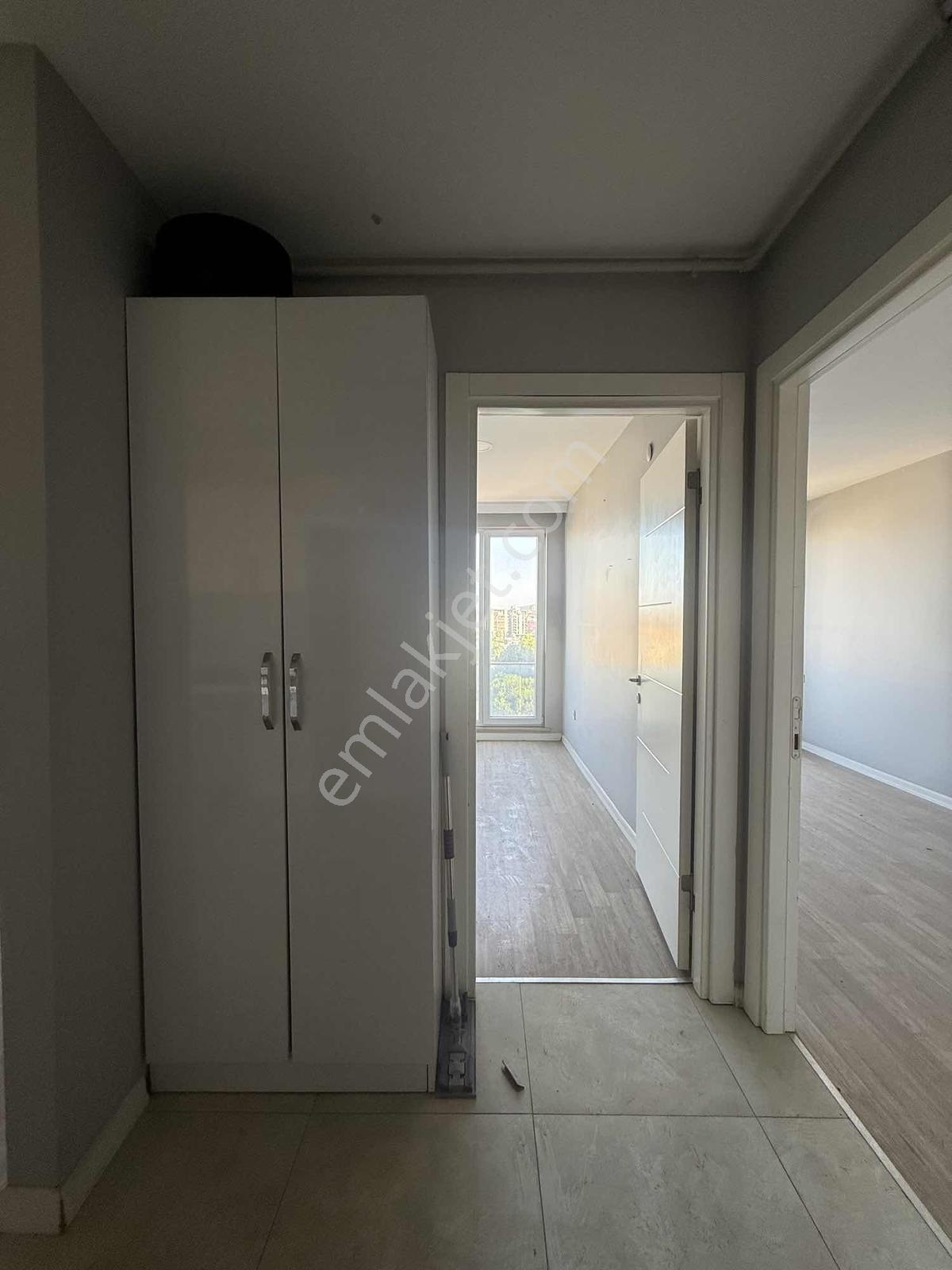 Çekmeköy Taşdelen De Site İçinde İskanlı Satılık Ara Kat Daire - Görsel 28