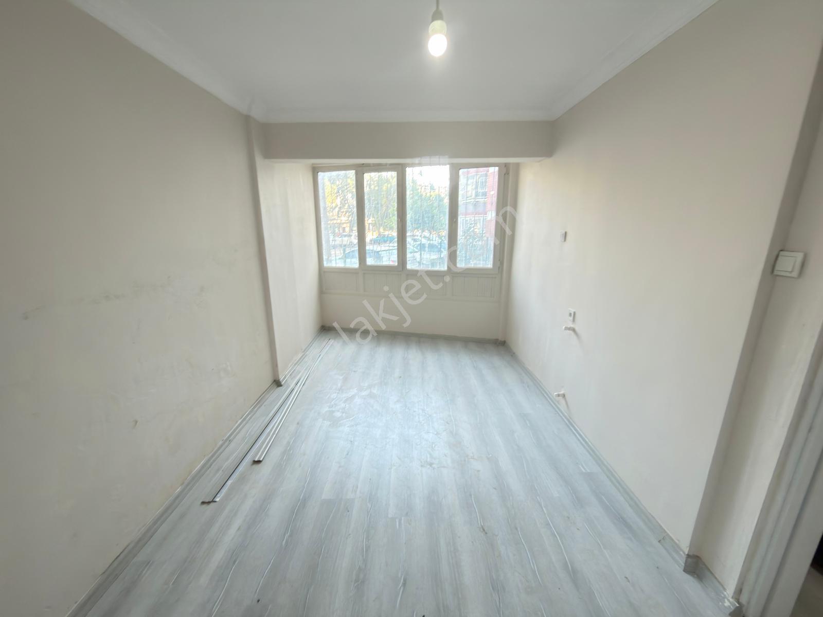 Demetten Torbalıda Yatırım Ve Oturucuya Uygun 2+1 Satılık Daire - Görsel 12