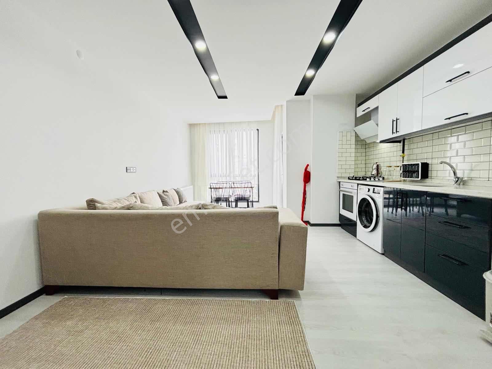 Güven'den İstasyon'da Servislere Yakın Full Eşyalı Ara Kat 1+1ev - Görsel 19