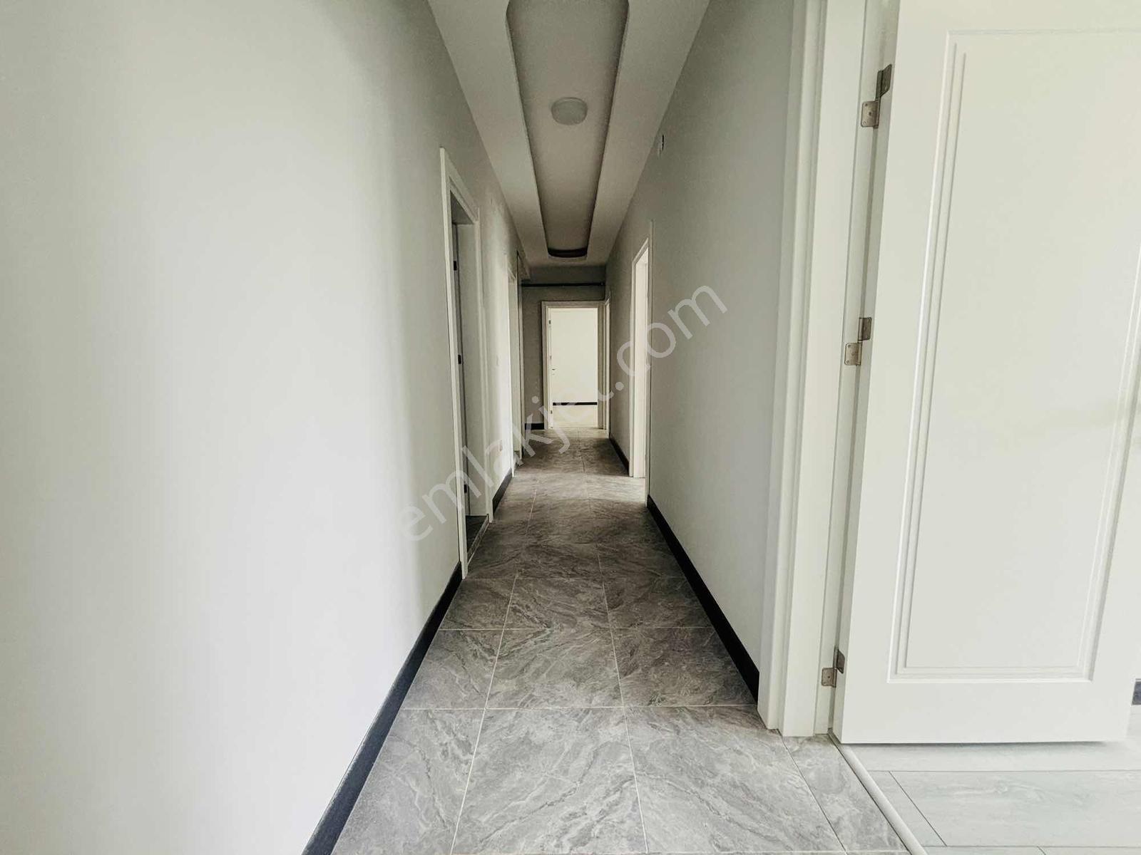 Güven'den 7/24 Güvenlikli,saunalı,havuzlu,k.otoparklı 3+1 Daire - Görsel 20