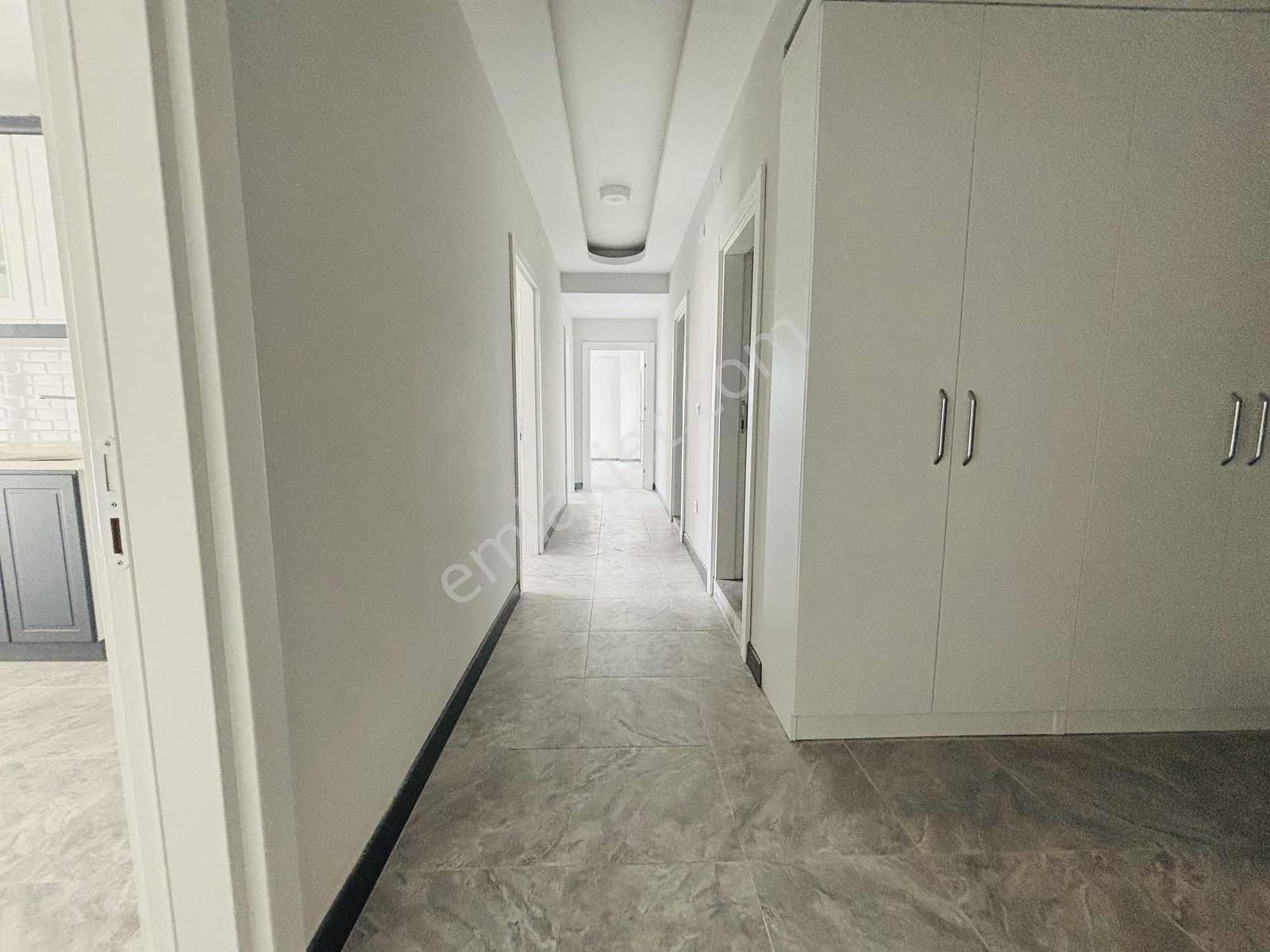 Güven'den 7/24 Güvenlikli,saunalı,havuzlu,k.otoparklı 3+1 Daire - Görsel 37