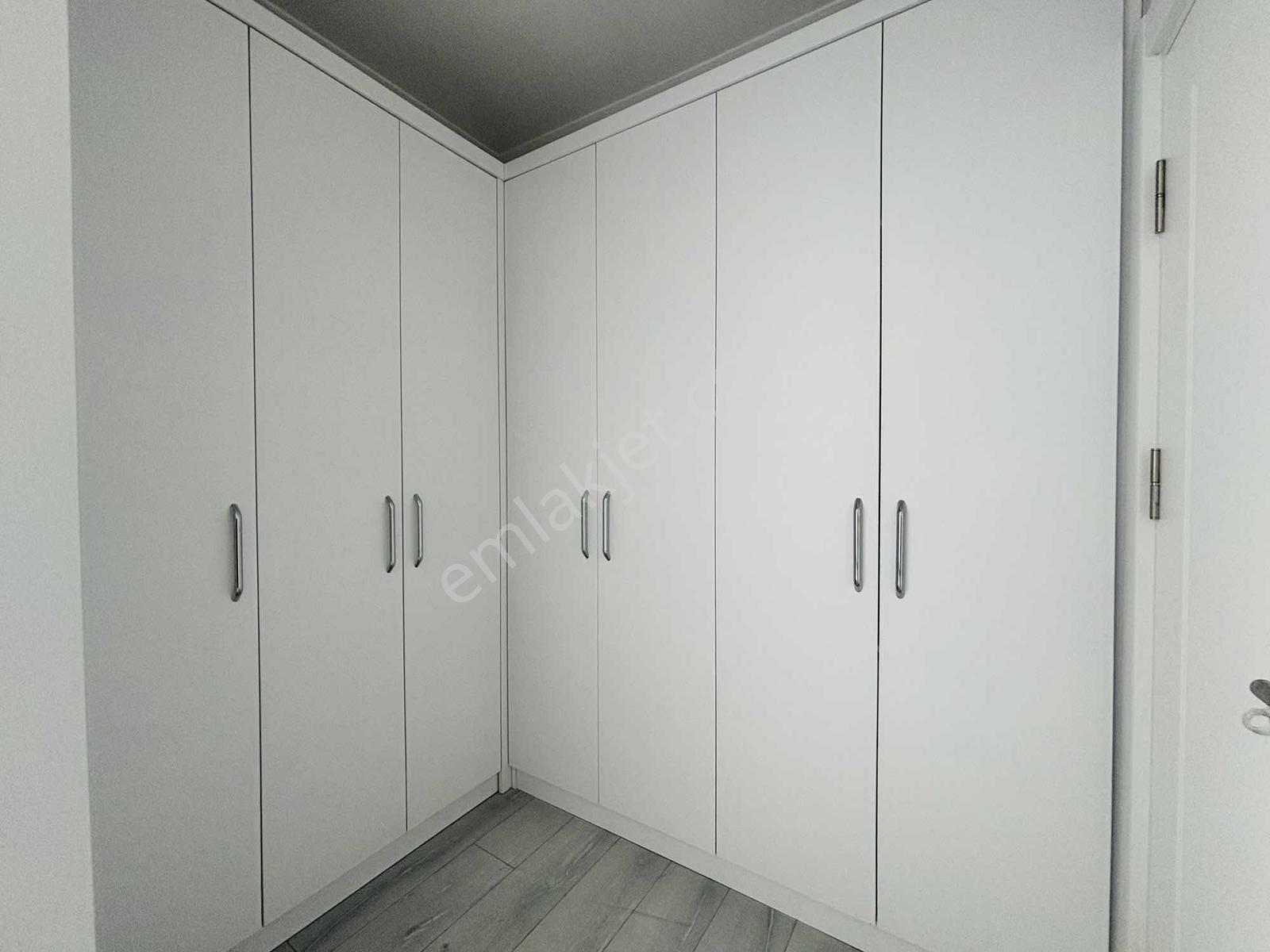 Güven'den 7/24 Güvenlikli,saunalı,havuzlu,k.otoparklı 3+1 Daire - Görsel 3