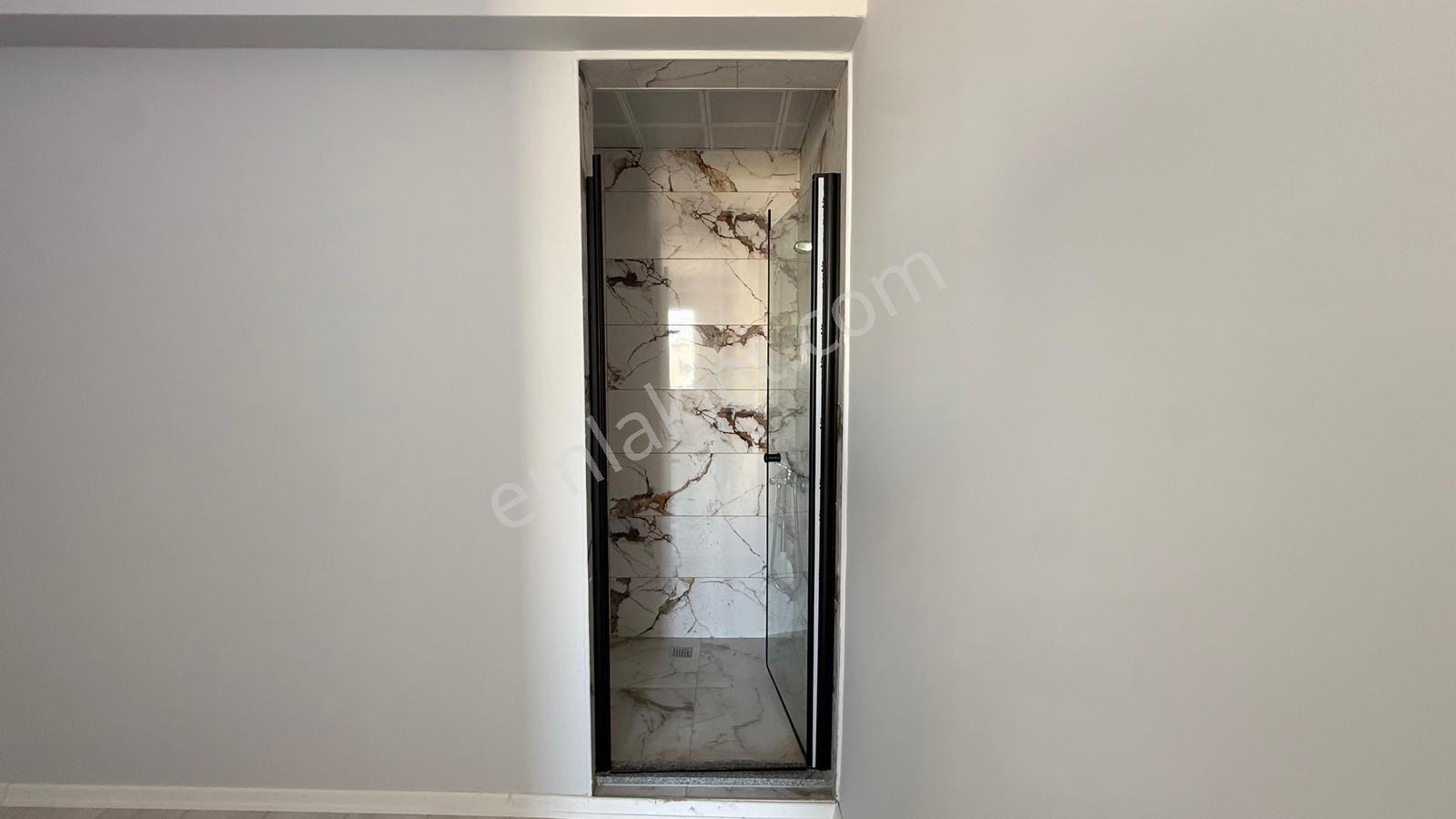Güven'den Avmye Komşu 7/24 Güvenlikli Havuzlu Sitede Satılık 4+1 - Görsel 29