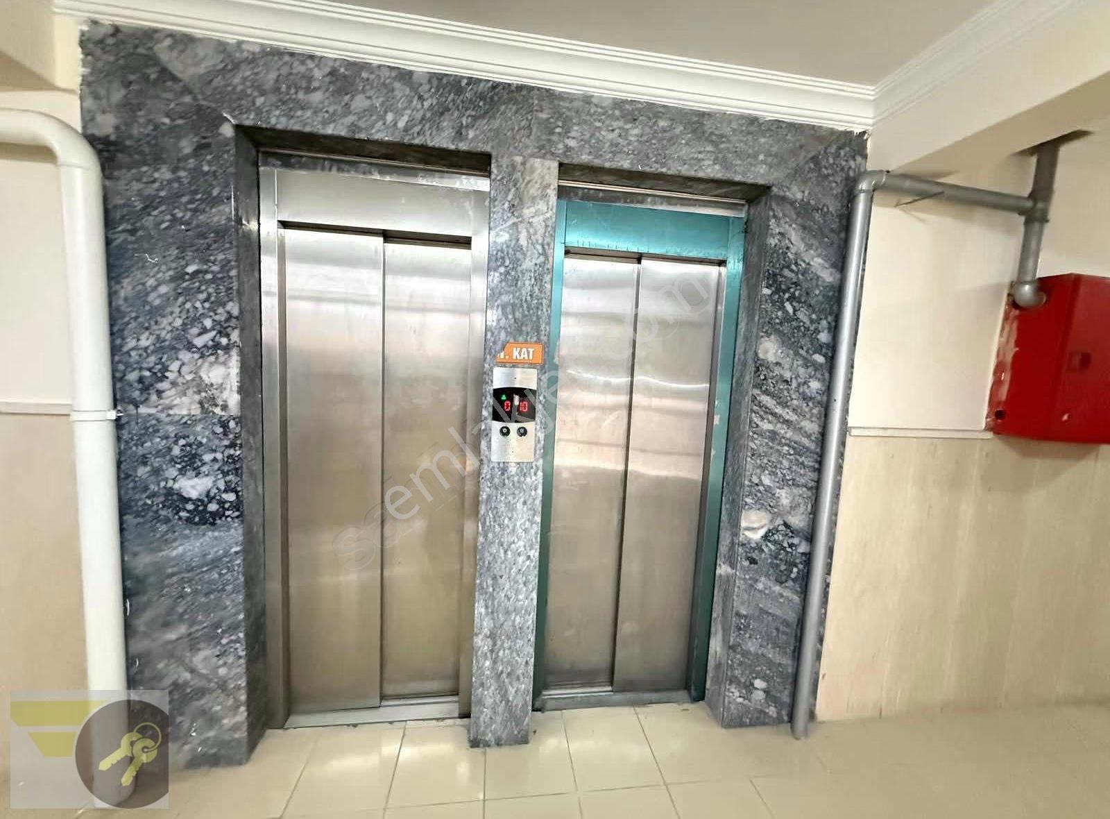 *of Gayrimenkul* Merkez Deniz Manzaralı 80m2 2+1 Kapalı Otopark - Görsel 24