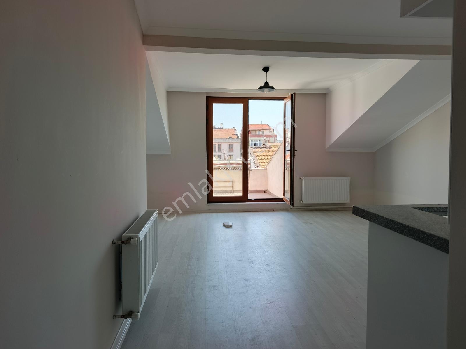 Merkezi Konum Çarşı İçi Kiralık Dublex Daire - Görsel 22